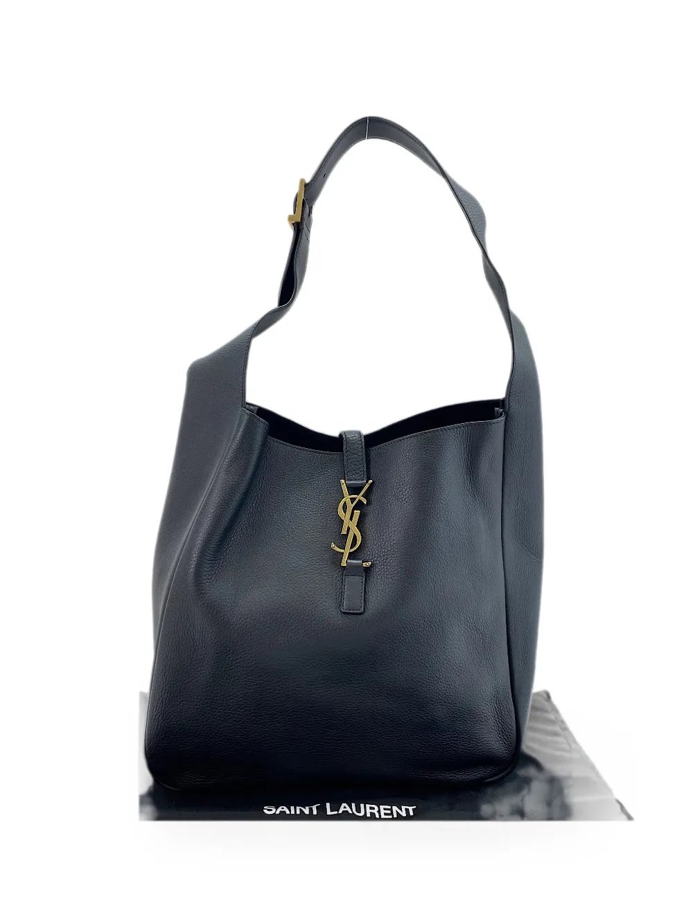 2010s Le 5 à 7 shoulder bag