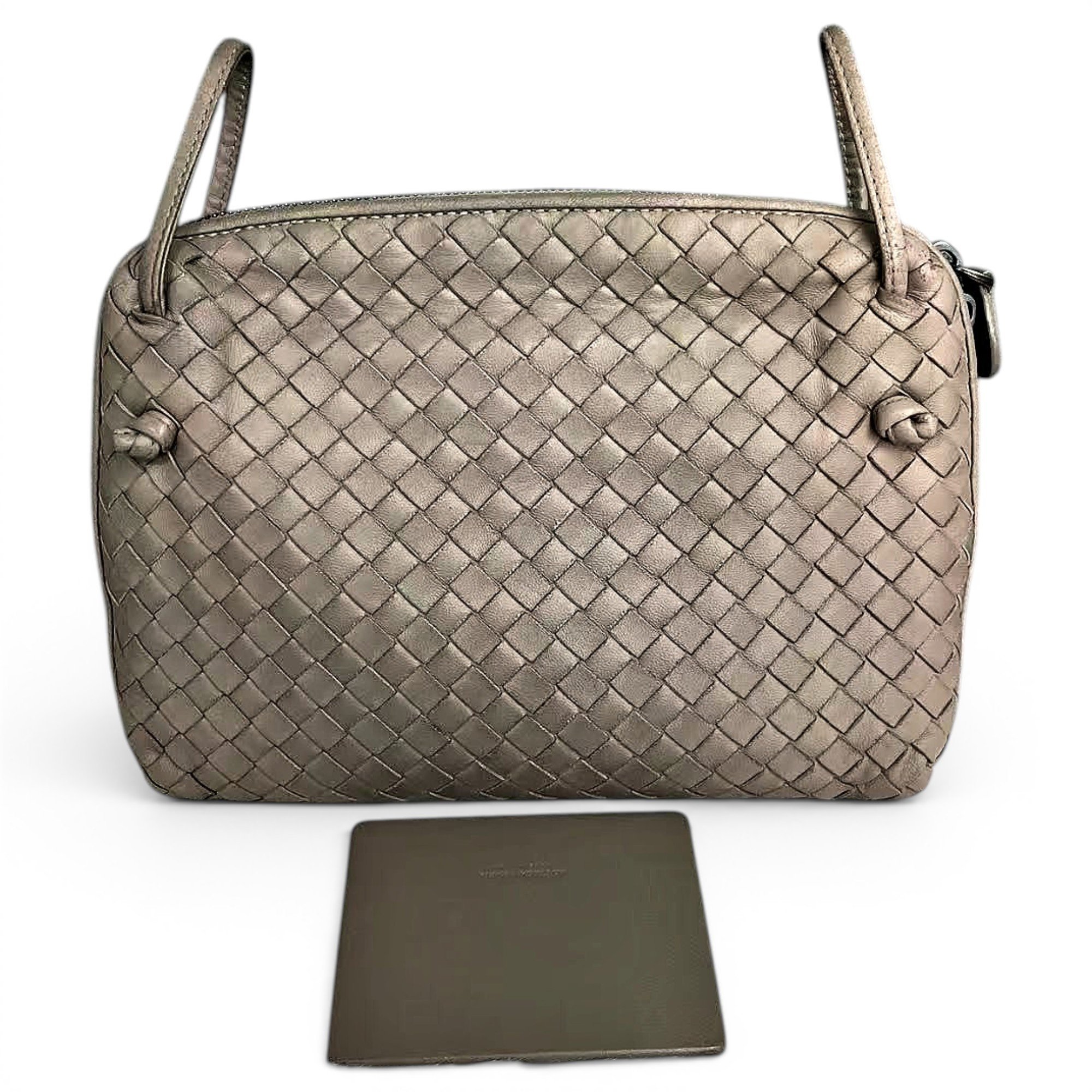 Loop leather handbag
