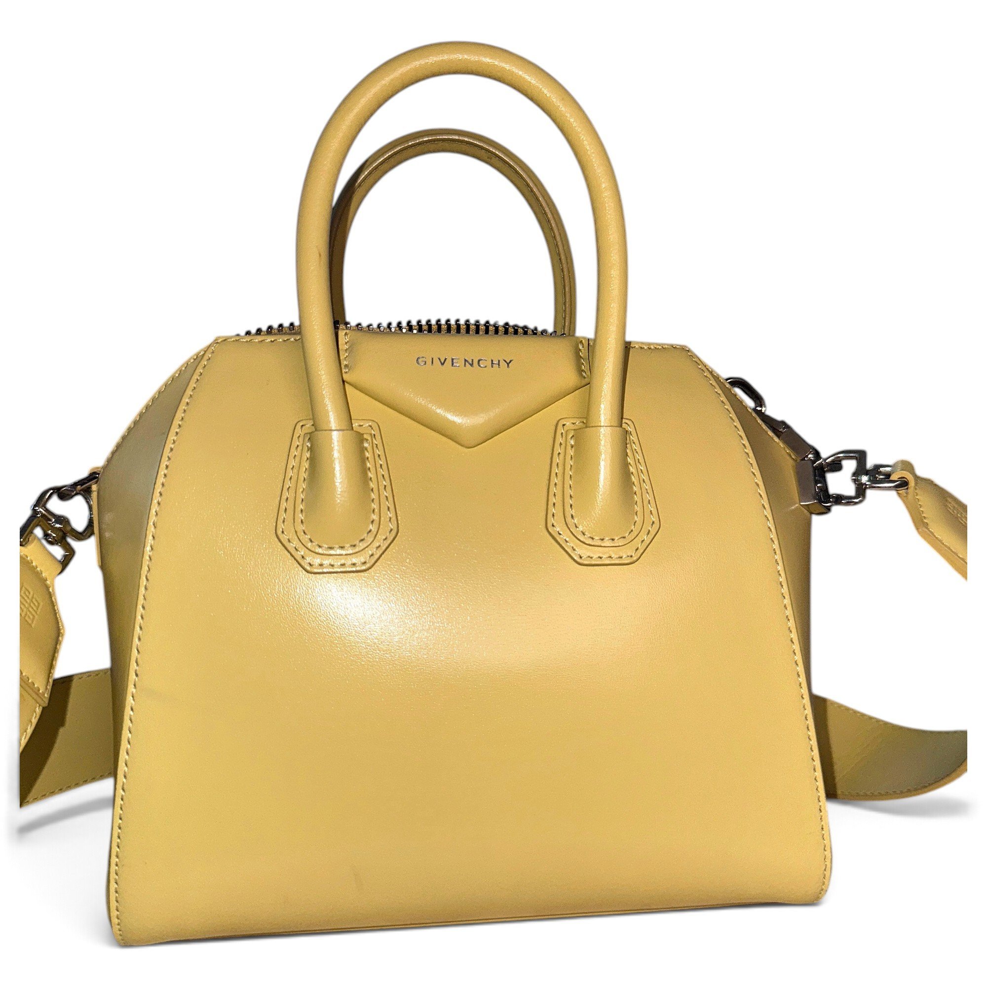Antigona leather handbag