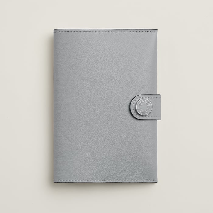 Gris Pantin R.M.S Passport Holder