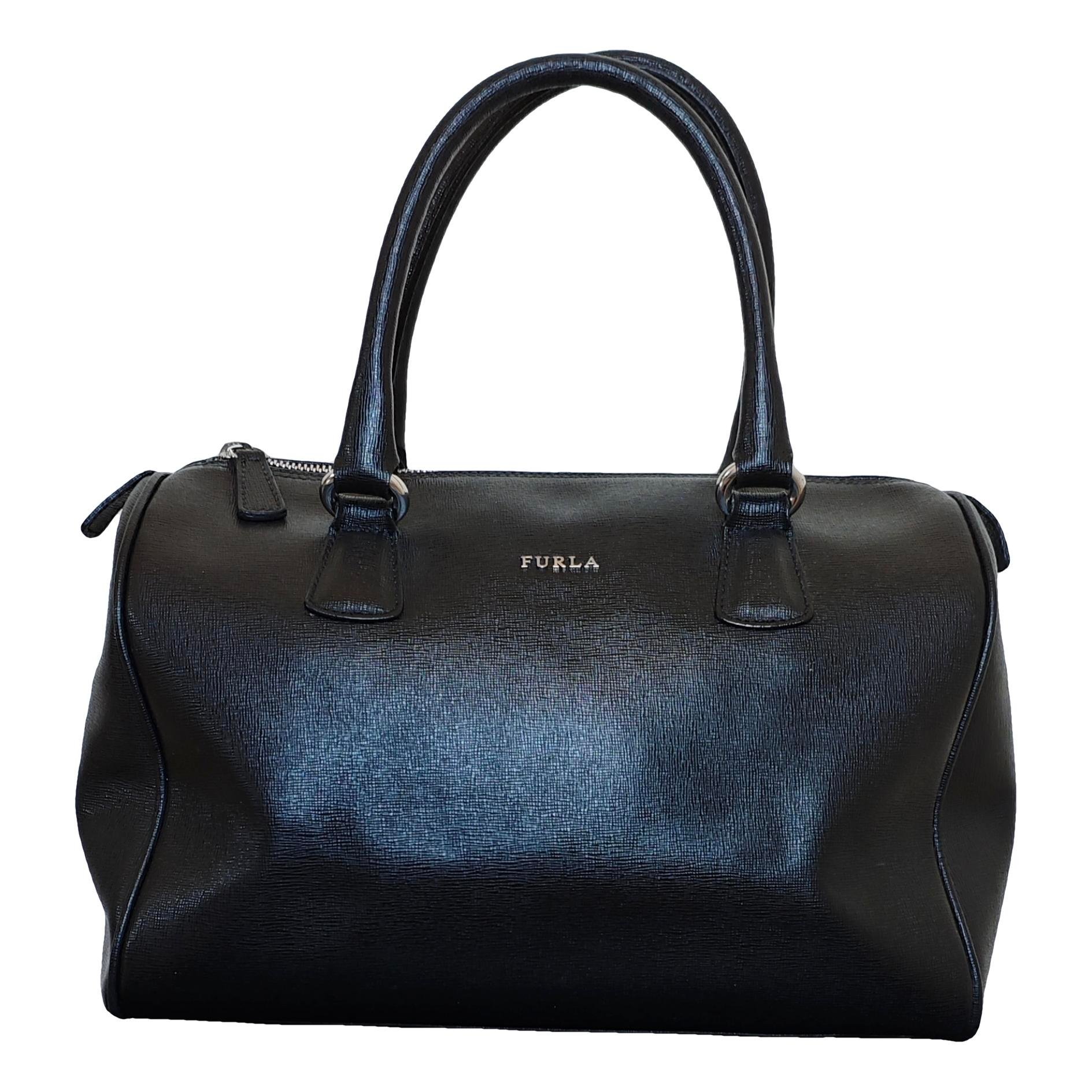 Leather bowling bag