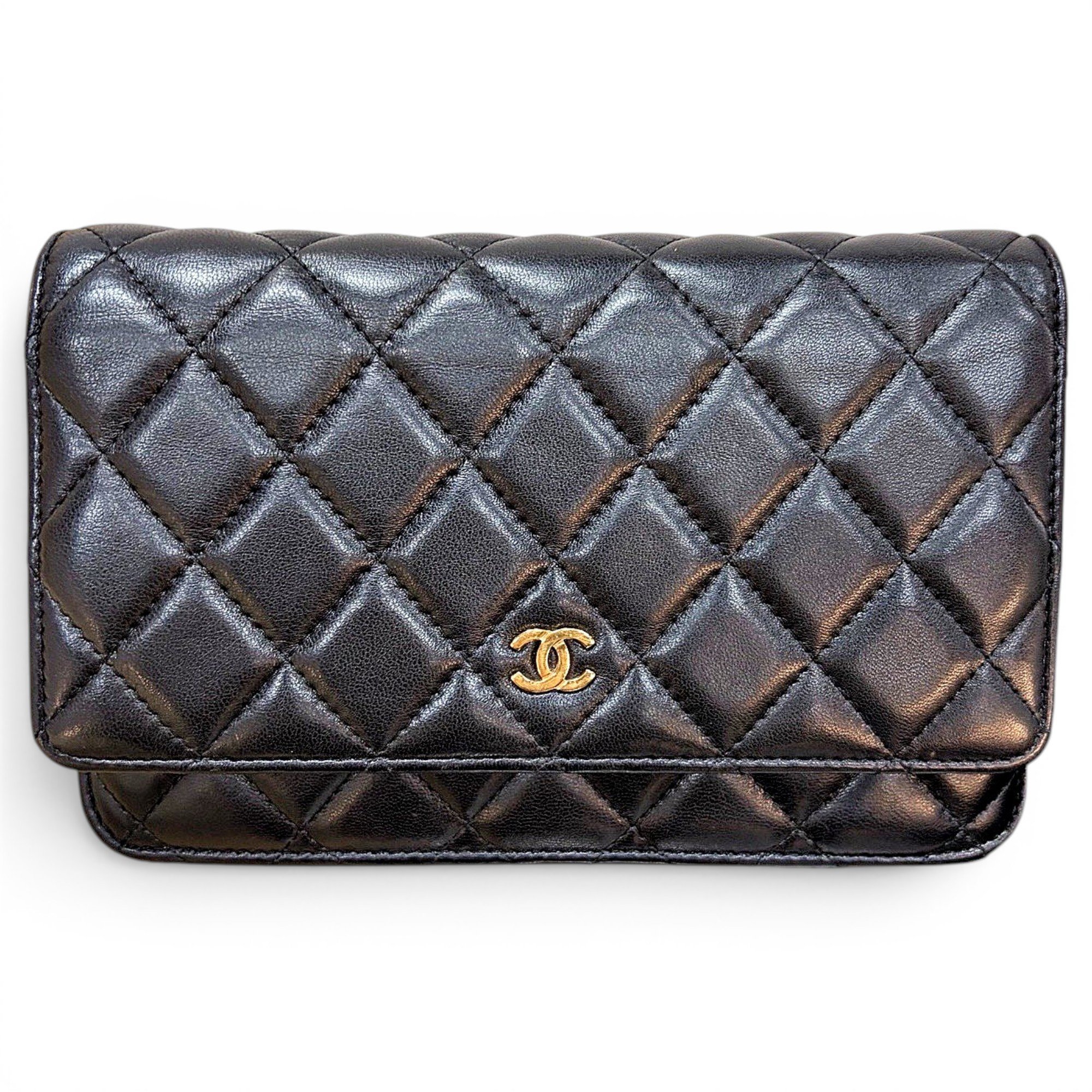 Wallet On Chain leather crossbody bag