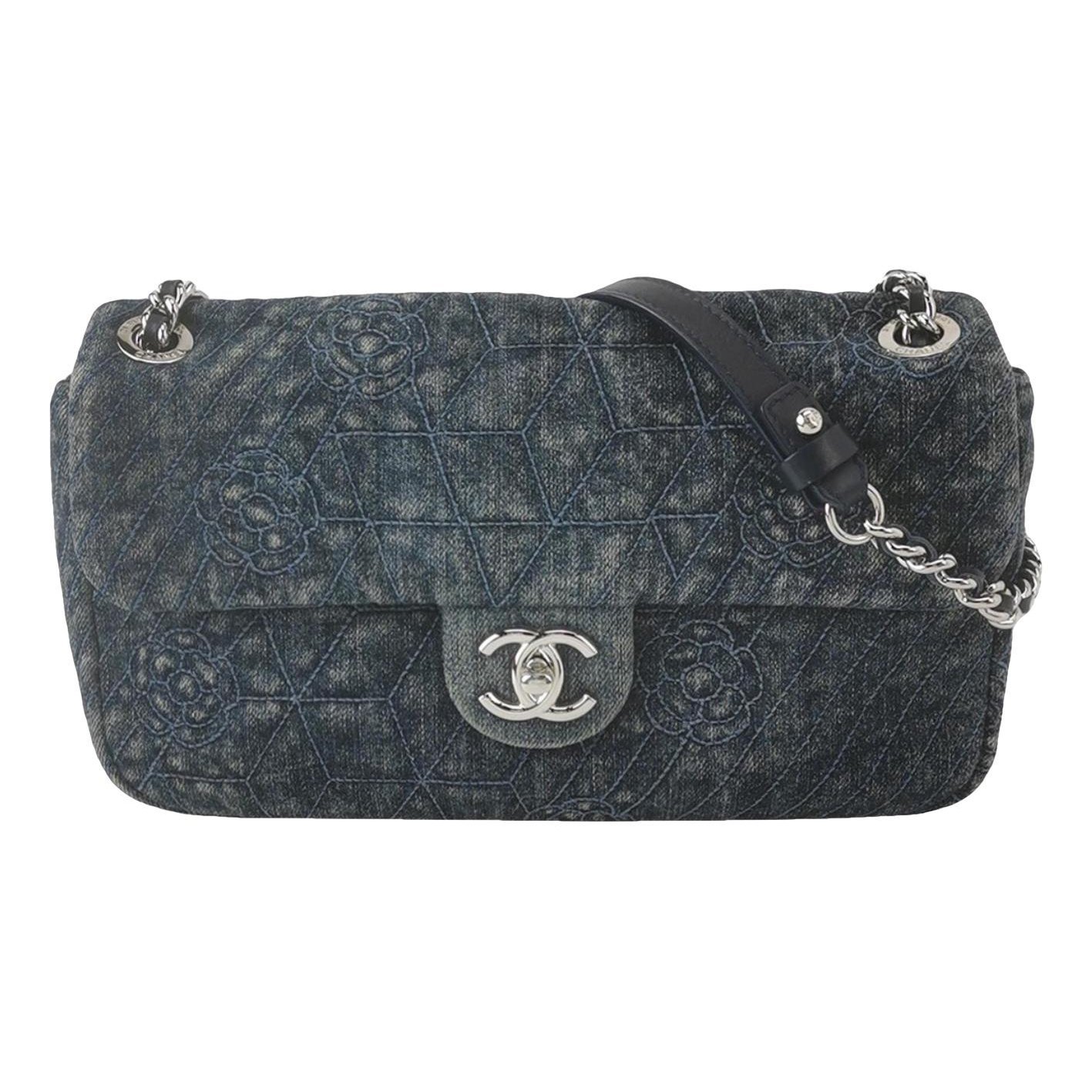 Timeless/Classique crossbody bag