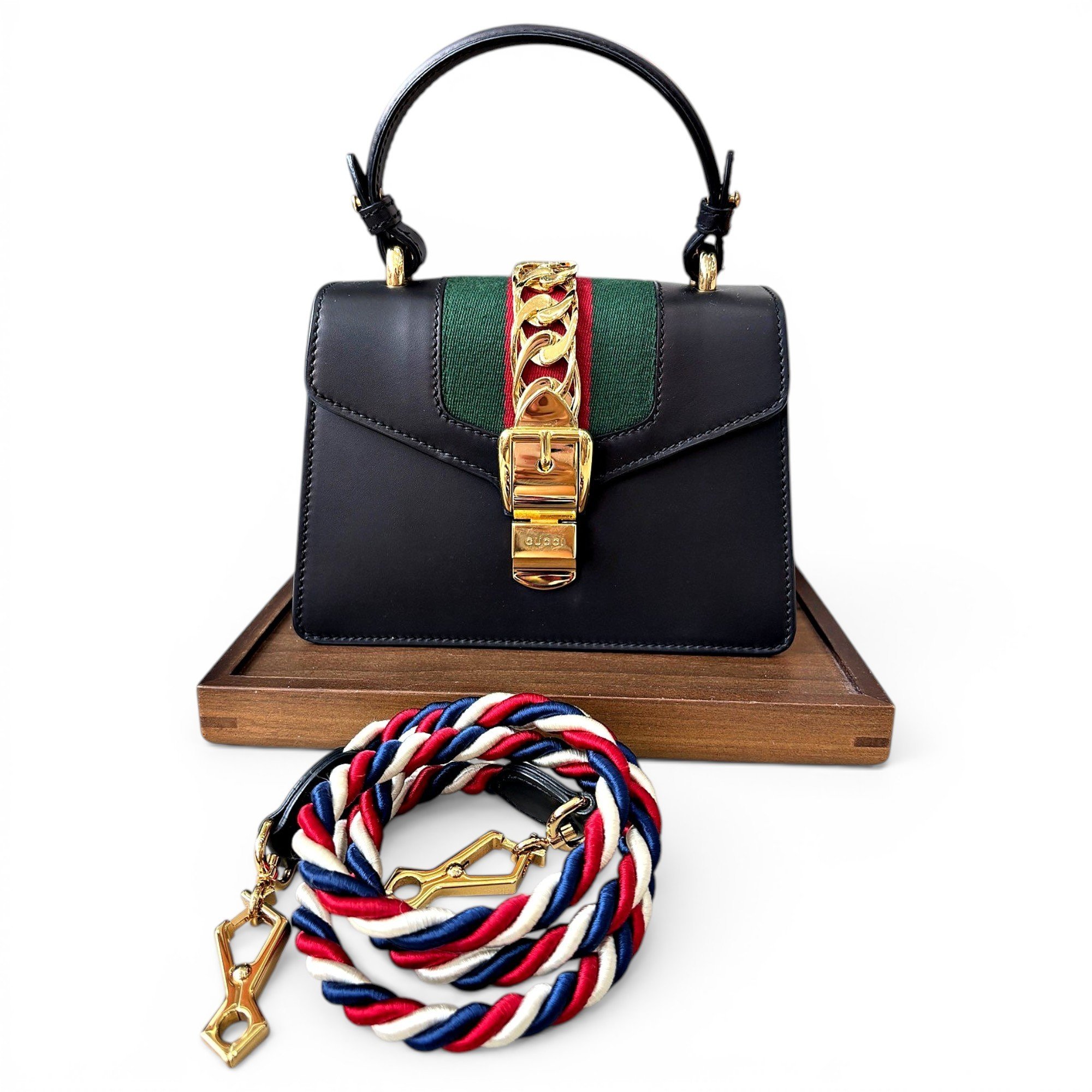 Leather handbag