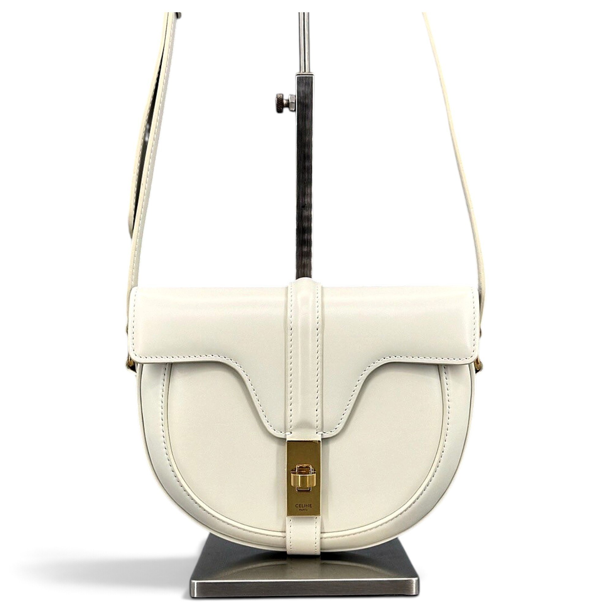 SAC 16 BESACE leather handbag