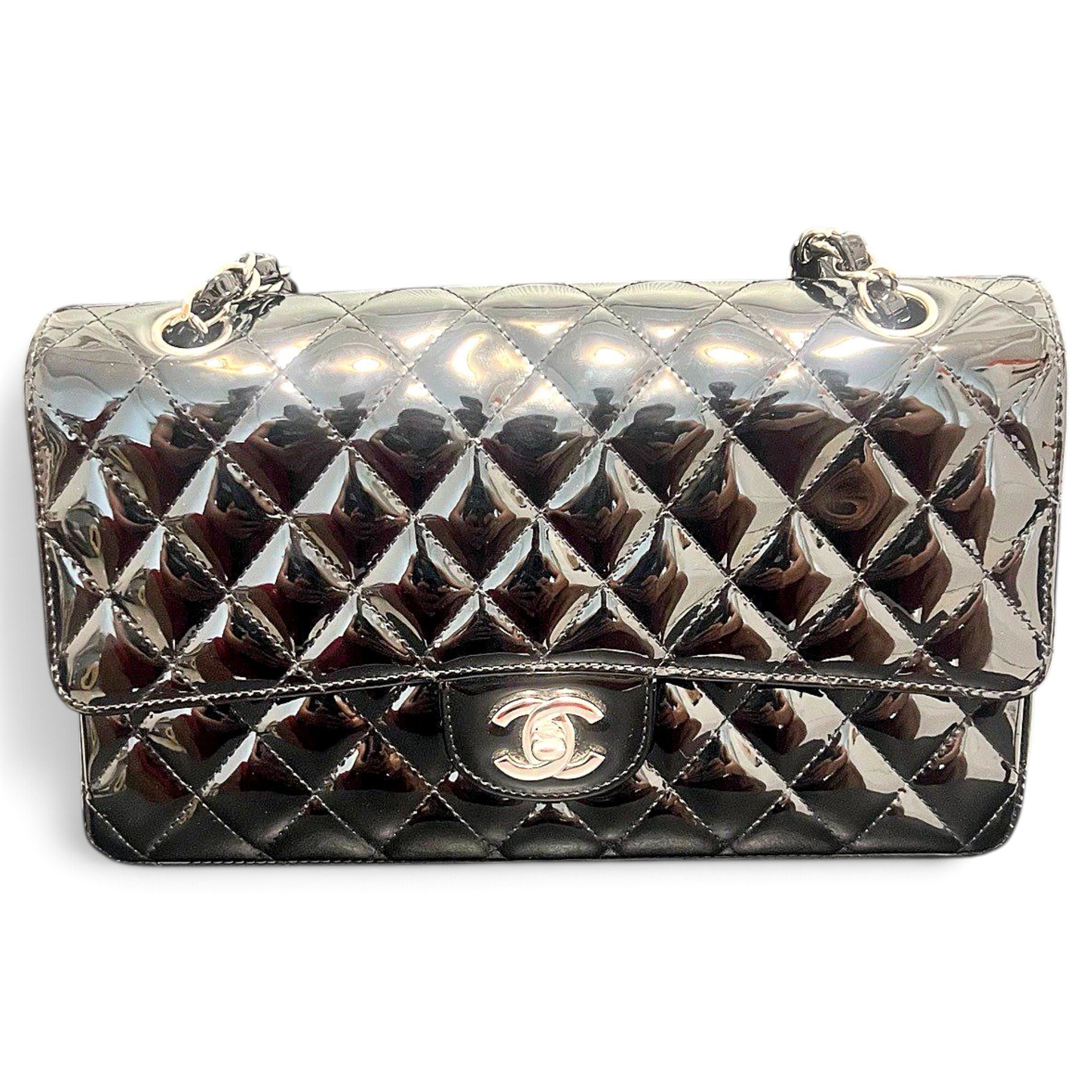Timeless/Classique patent leather handbag