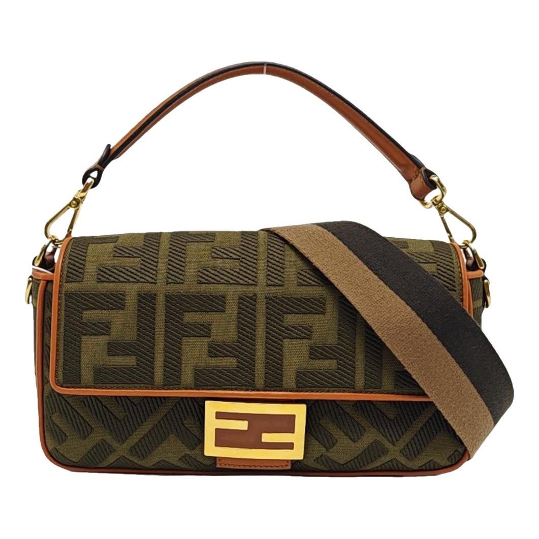 Baguette cloth handbag
