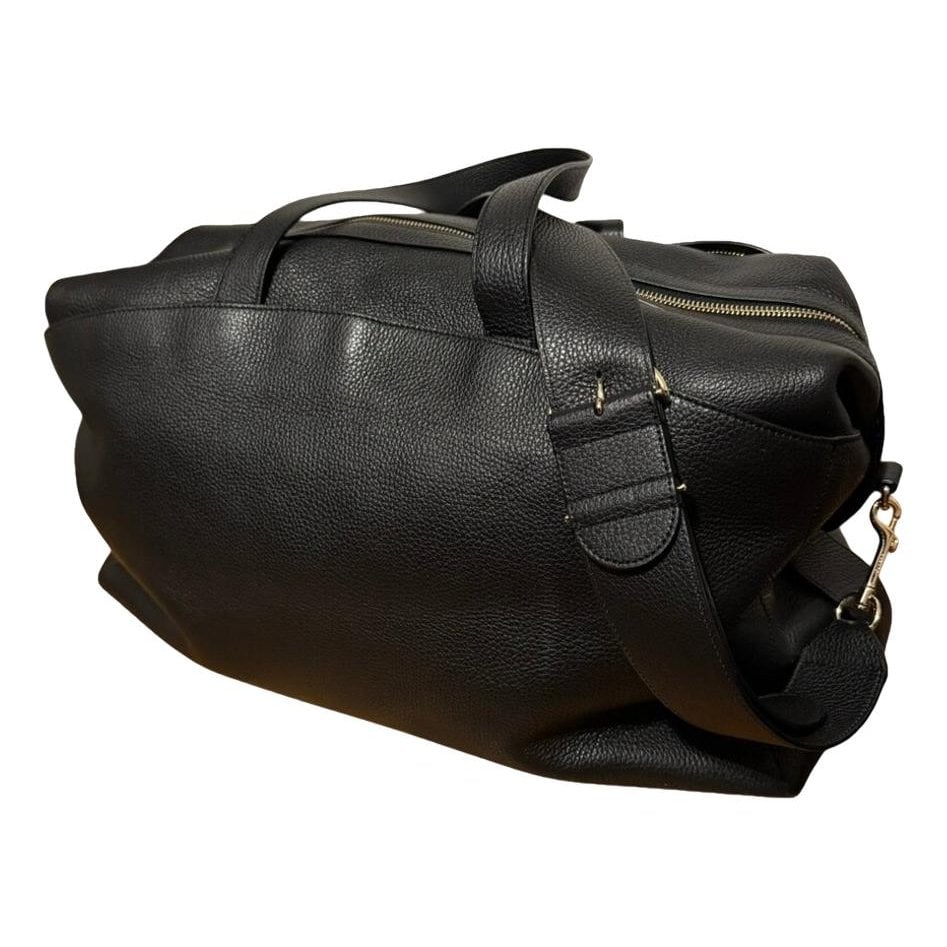 Leather tote