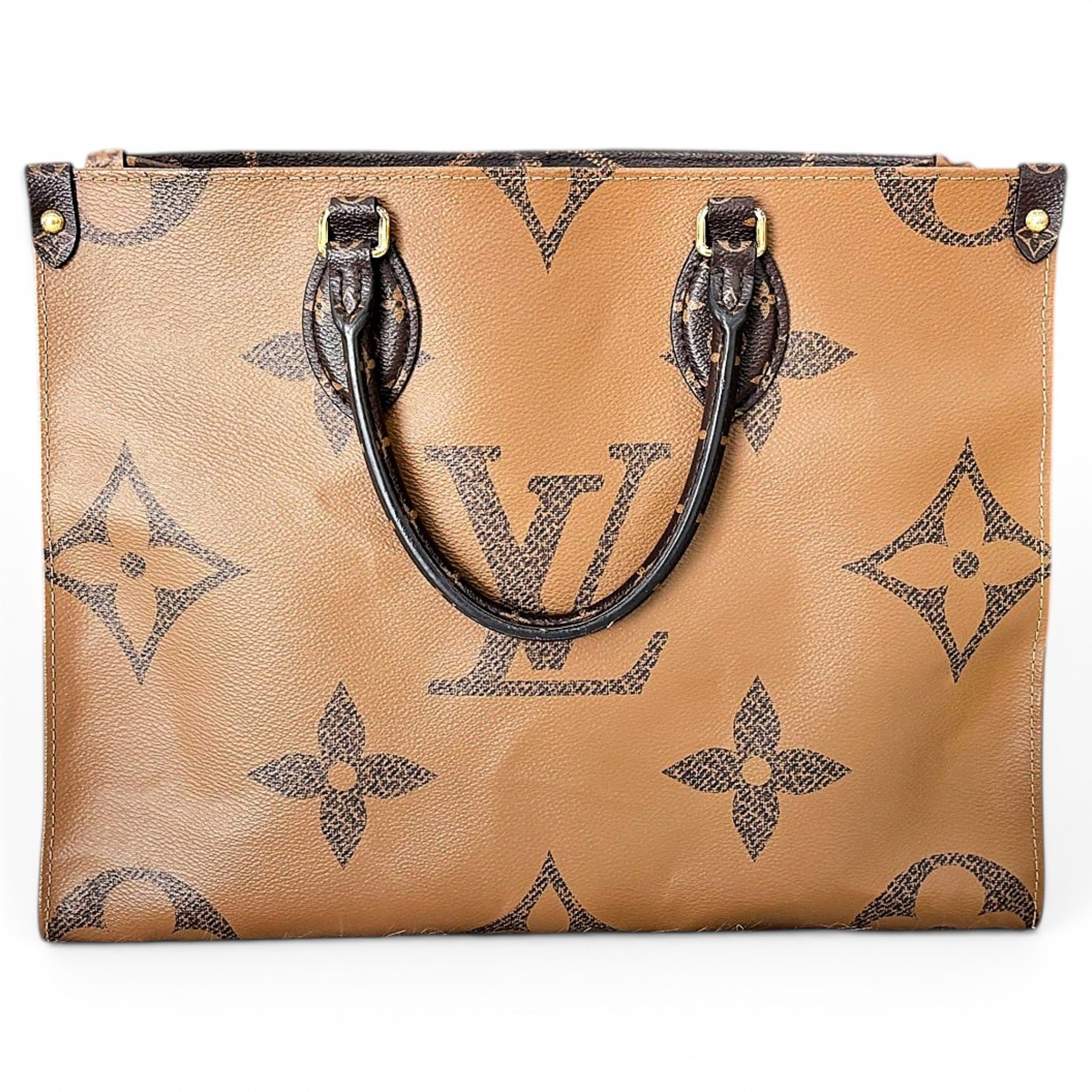 Onthego leather handbag