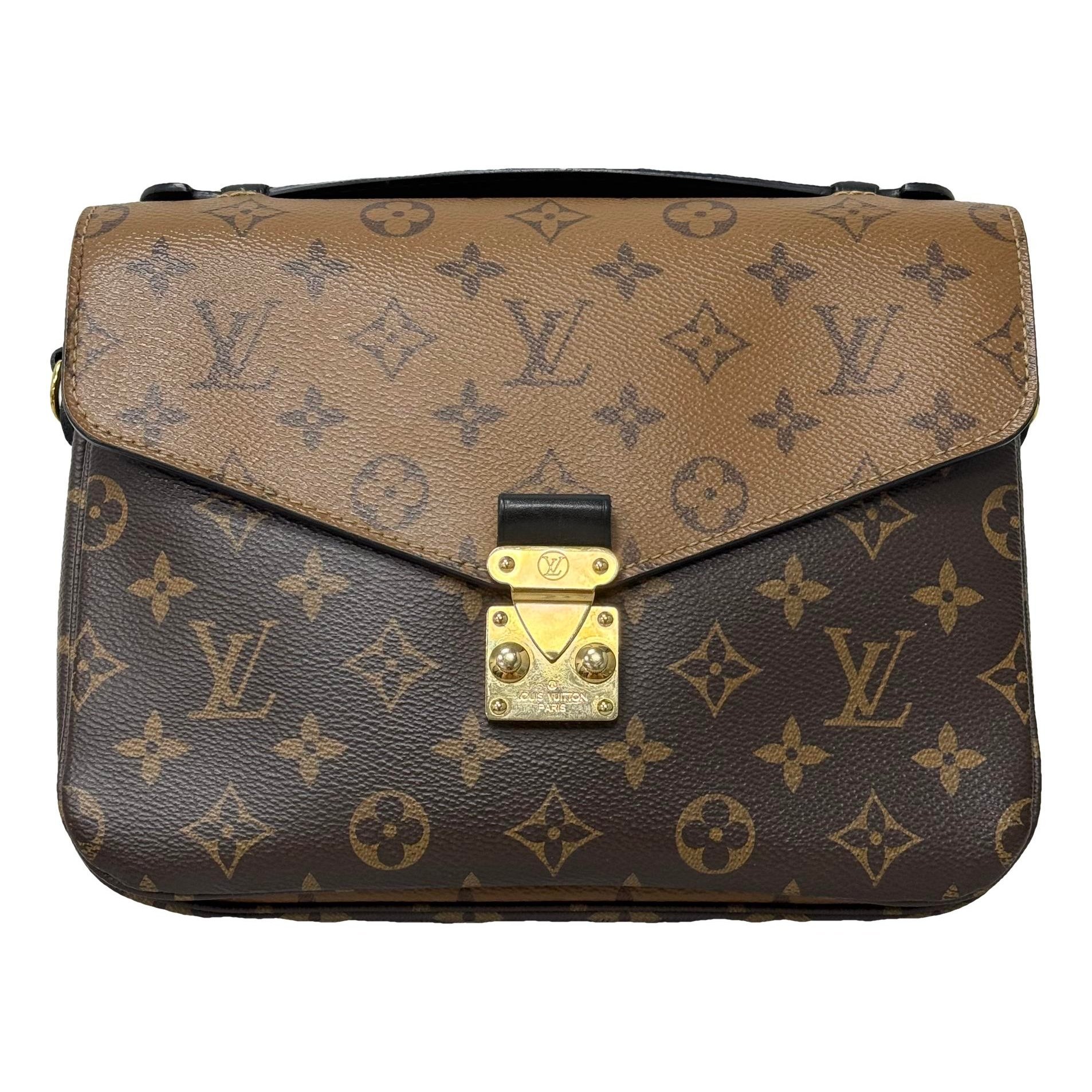Metis leather handbag