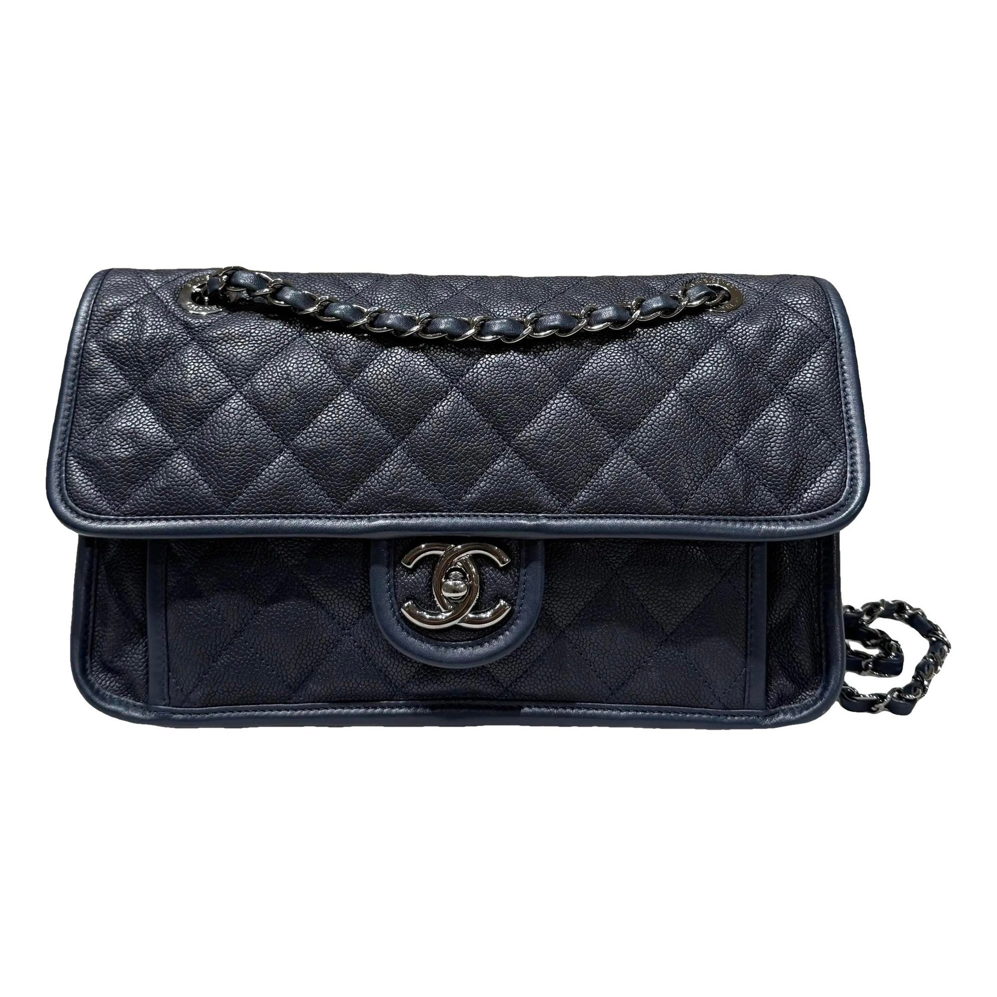 Timeless/Classique leather crossbody bag