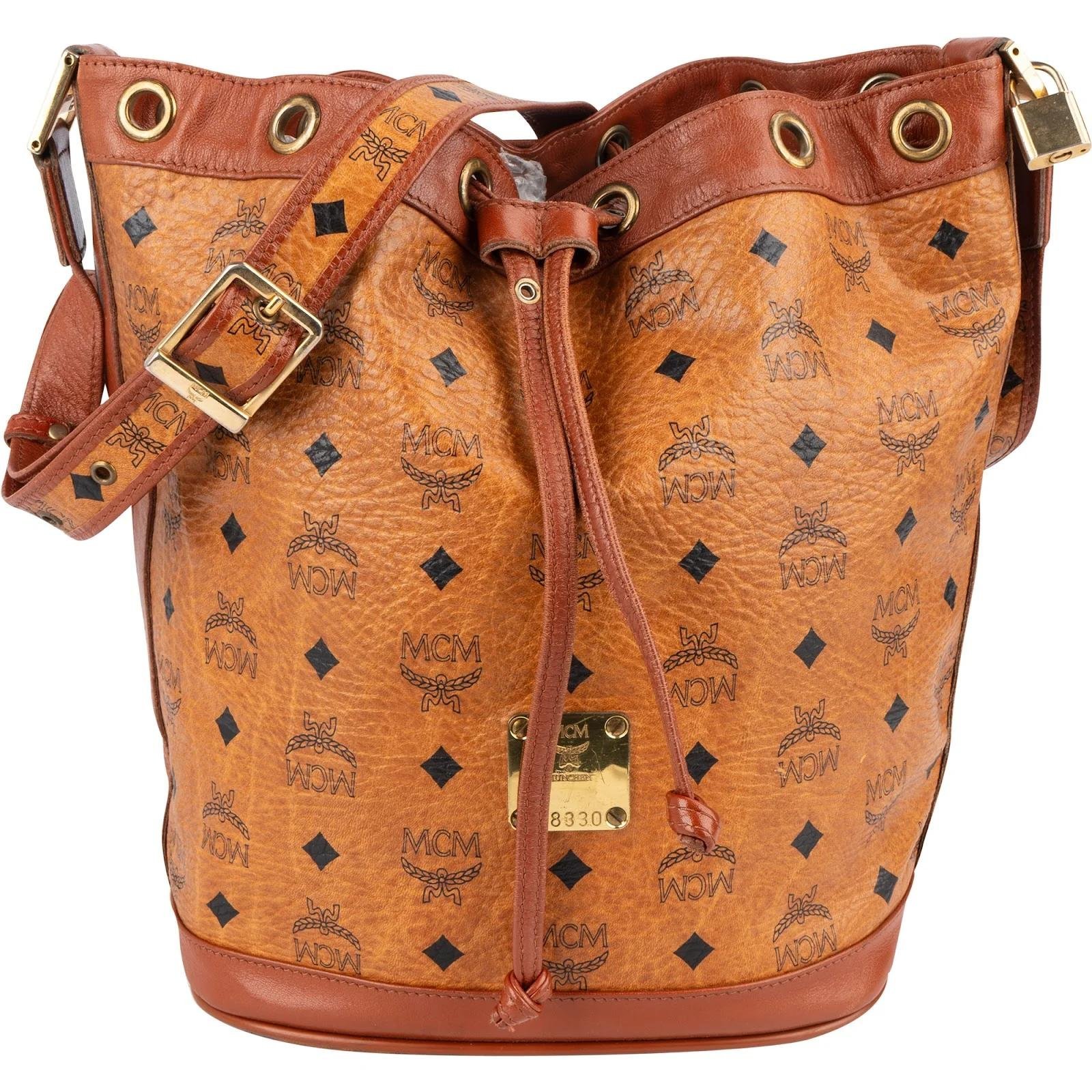 Heritage Drawstring leather crossbody bag