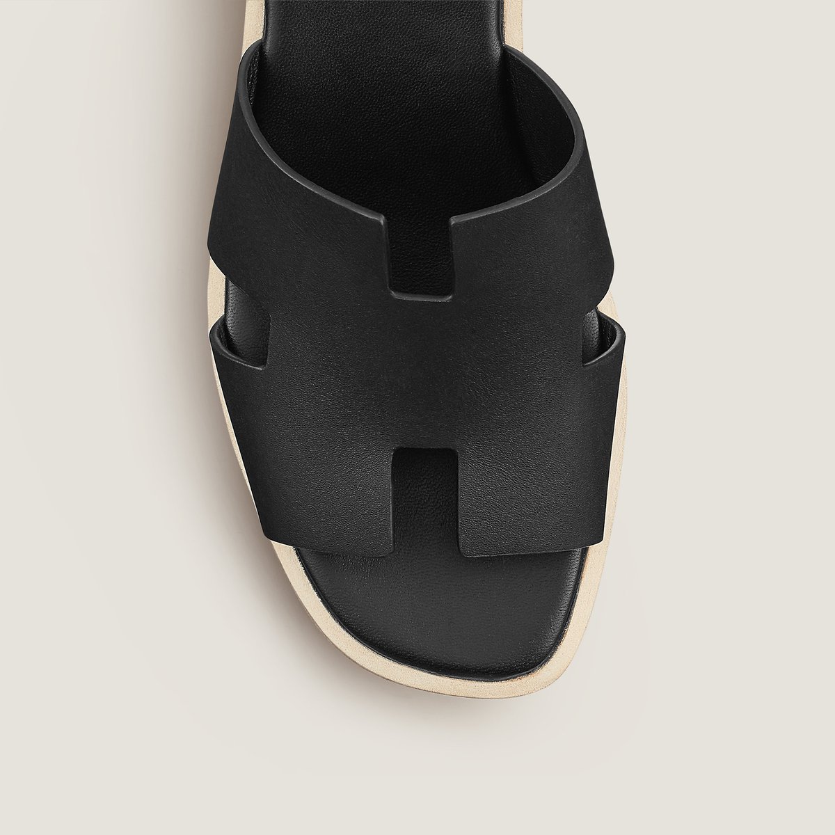 Noir Eze 30 Sandal