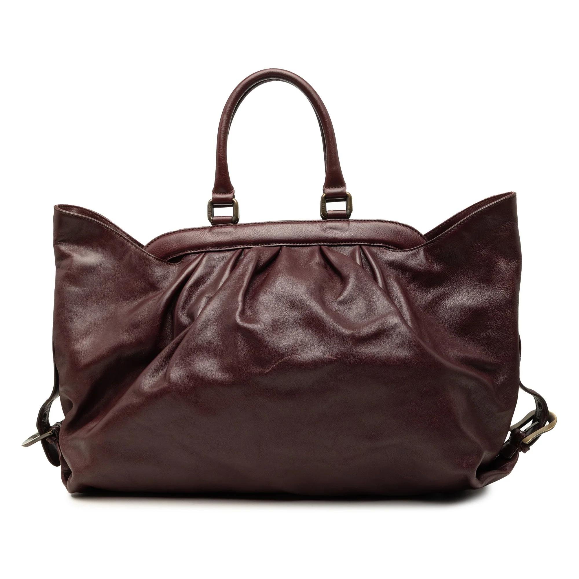 Pocket leather handbag
