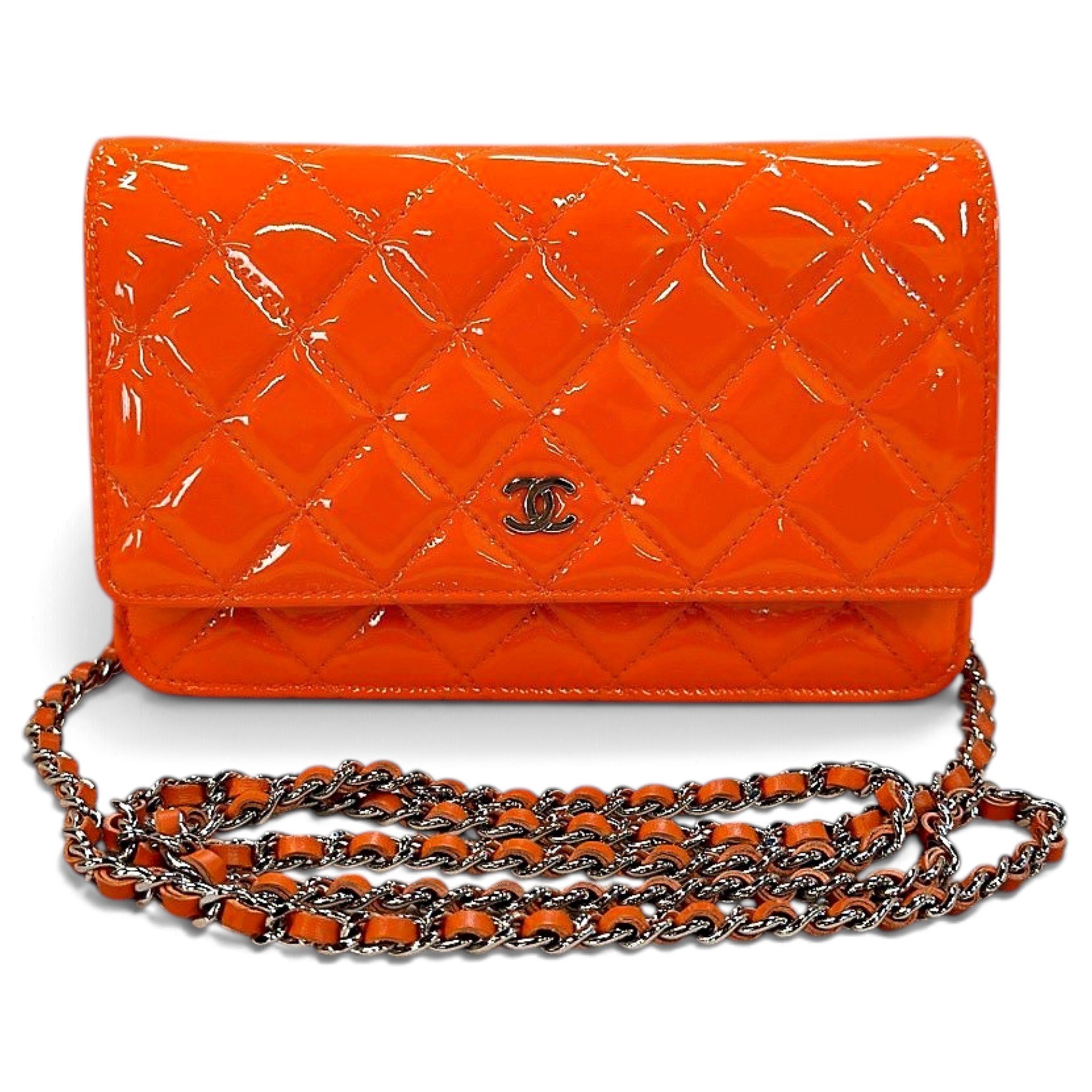 Wallet On Chain Timeless/Classique patent leather crossbody bag