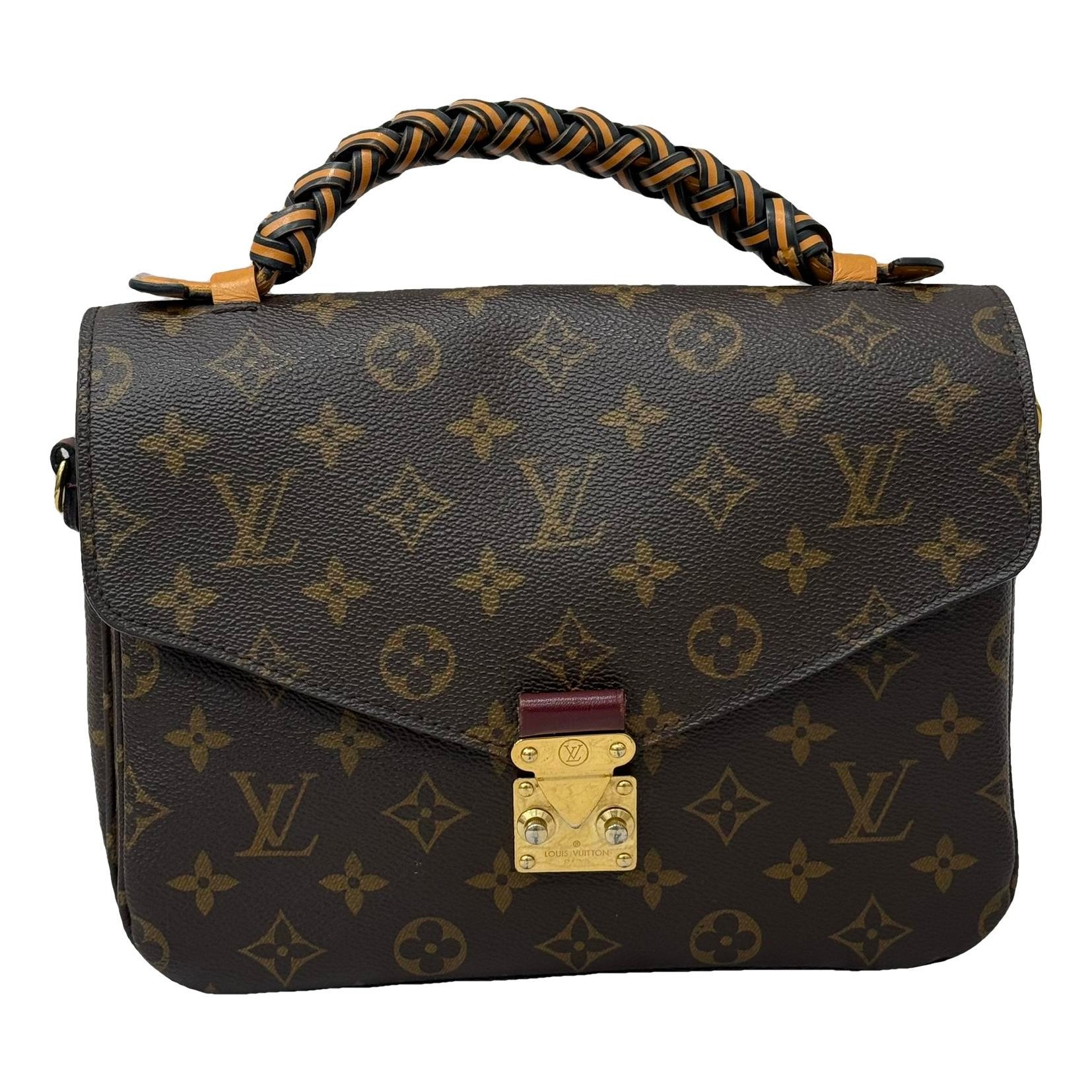 Metis leather handbag