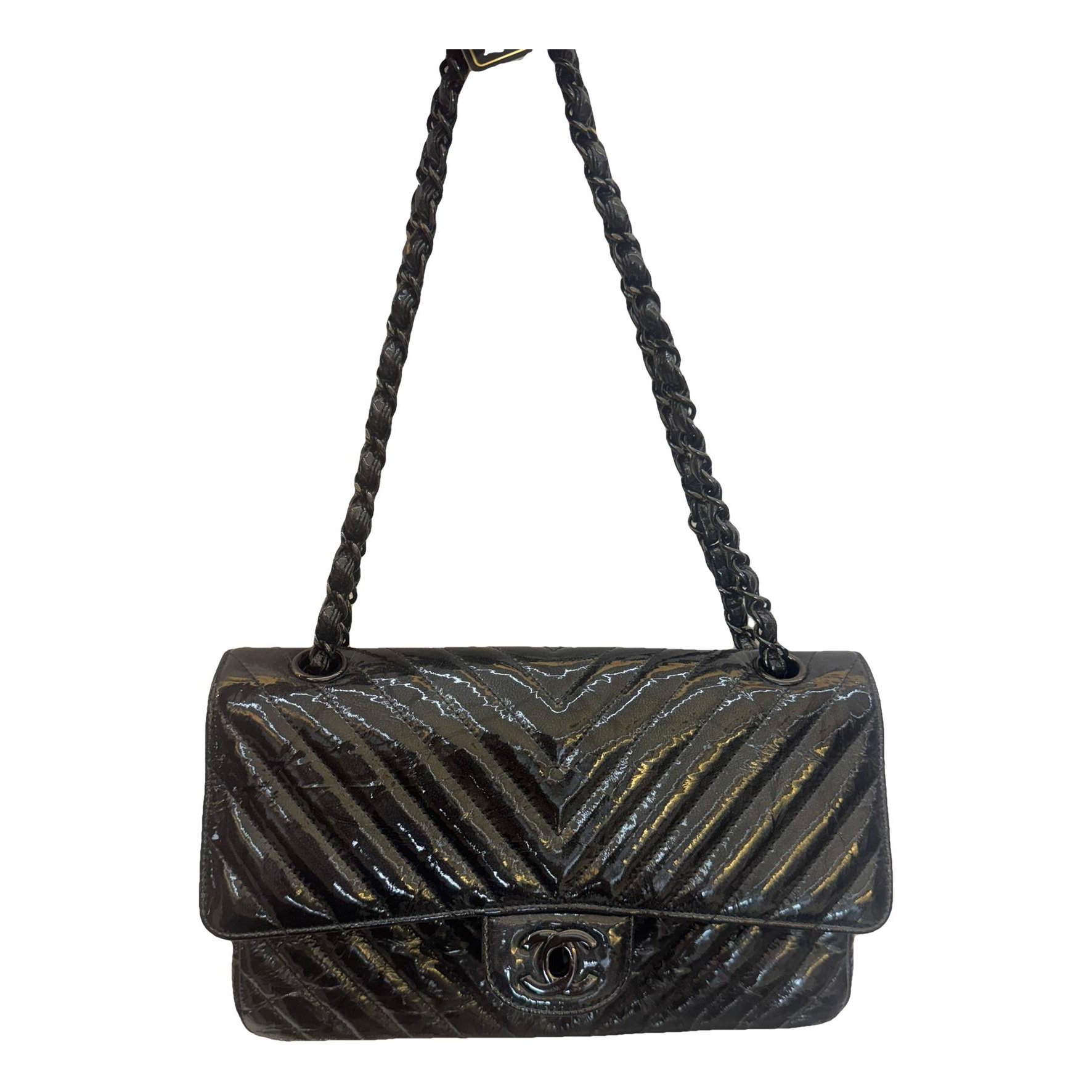 Timeless/Classique patent leather crossbody bag