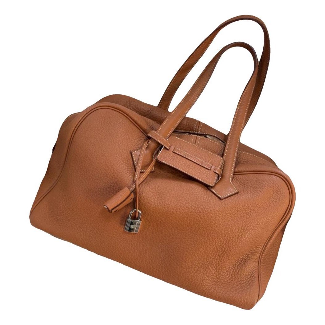 Victoria leather handbag