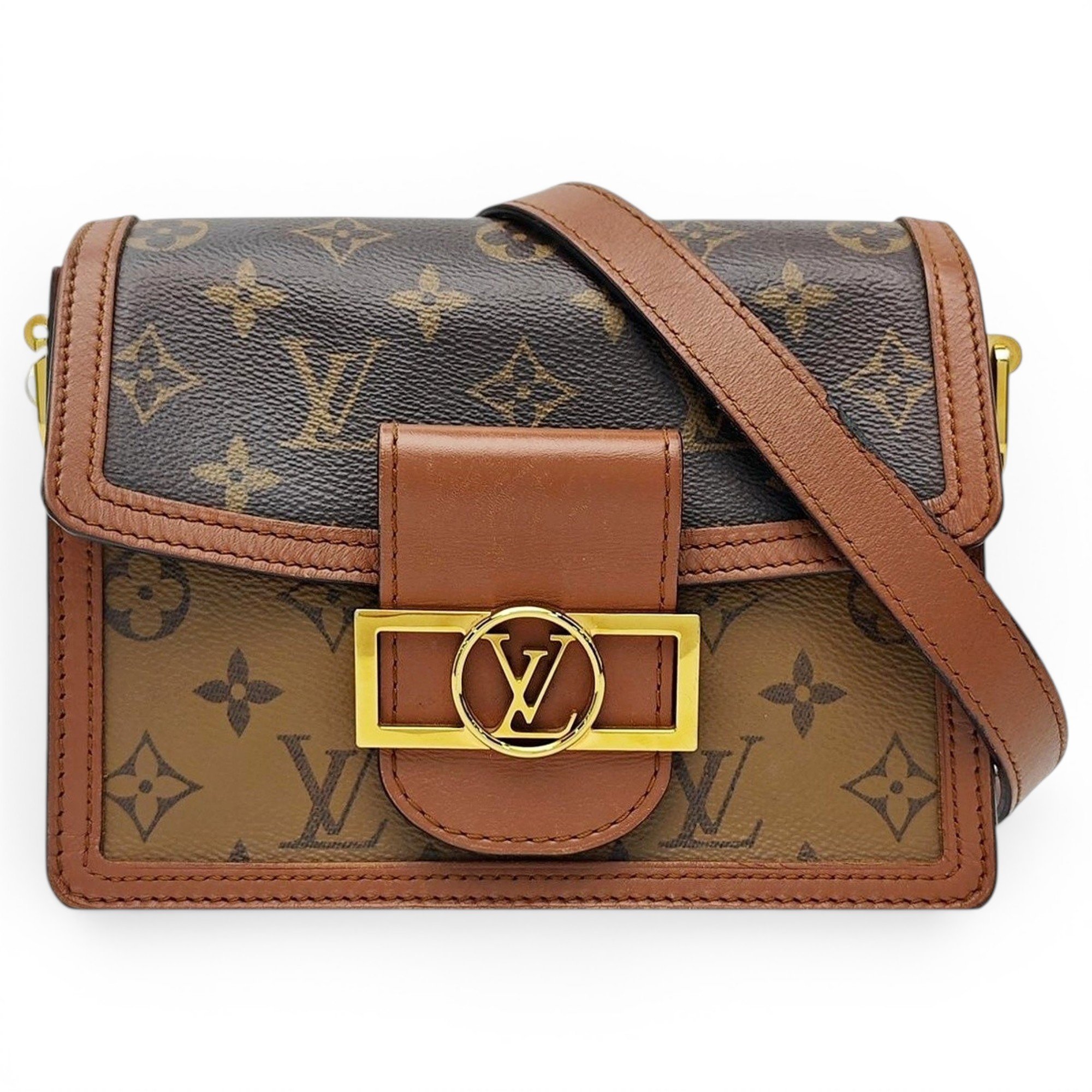 Dauphine leather handbag