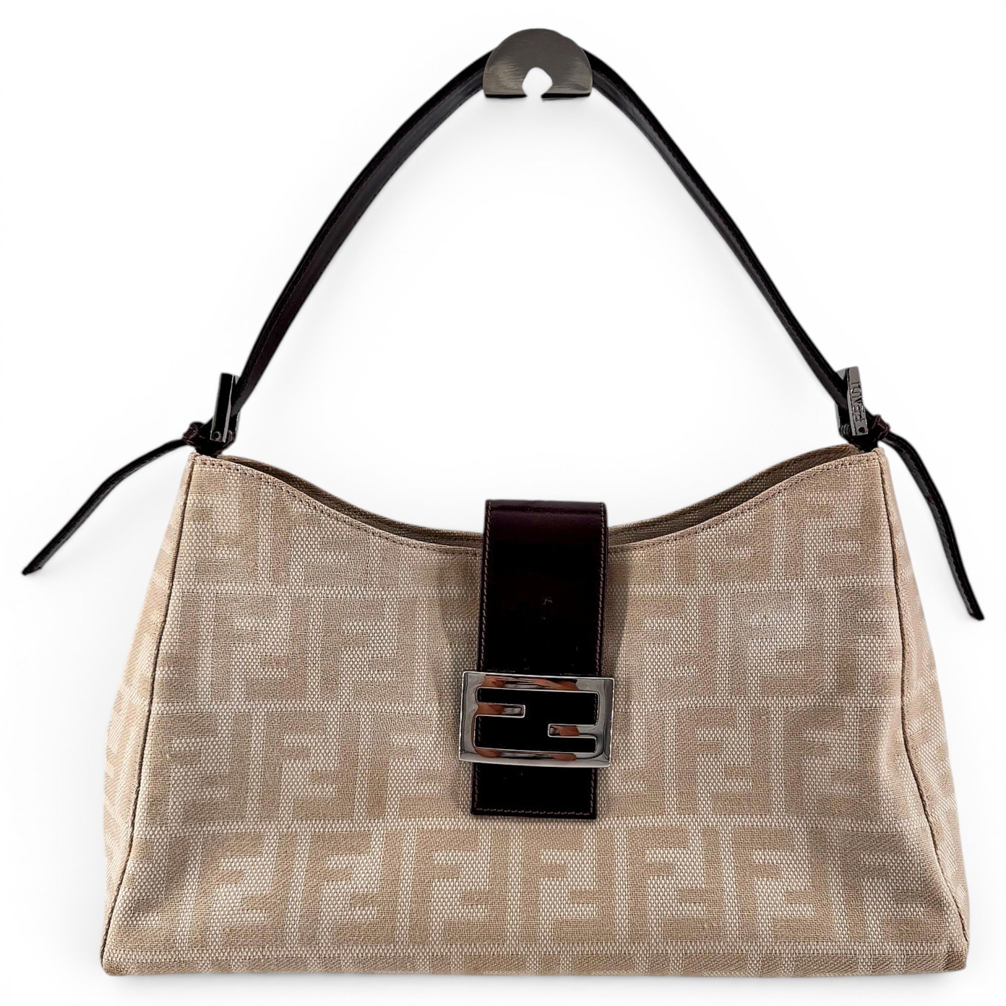 Baguette cloth handbag