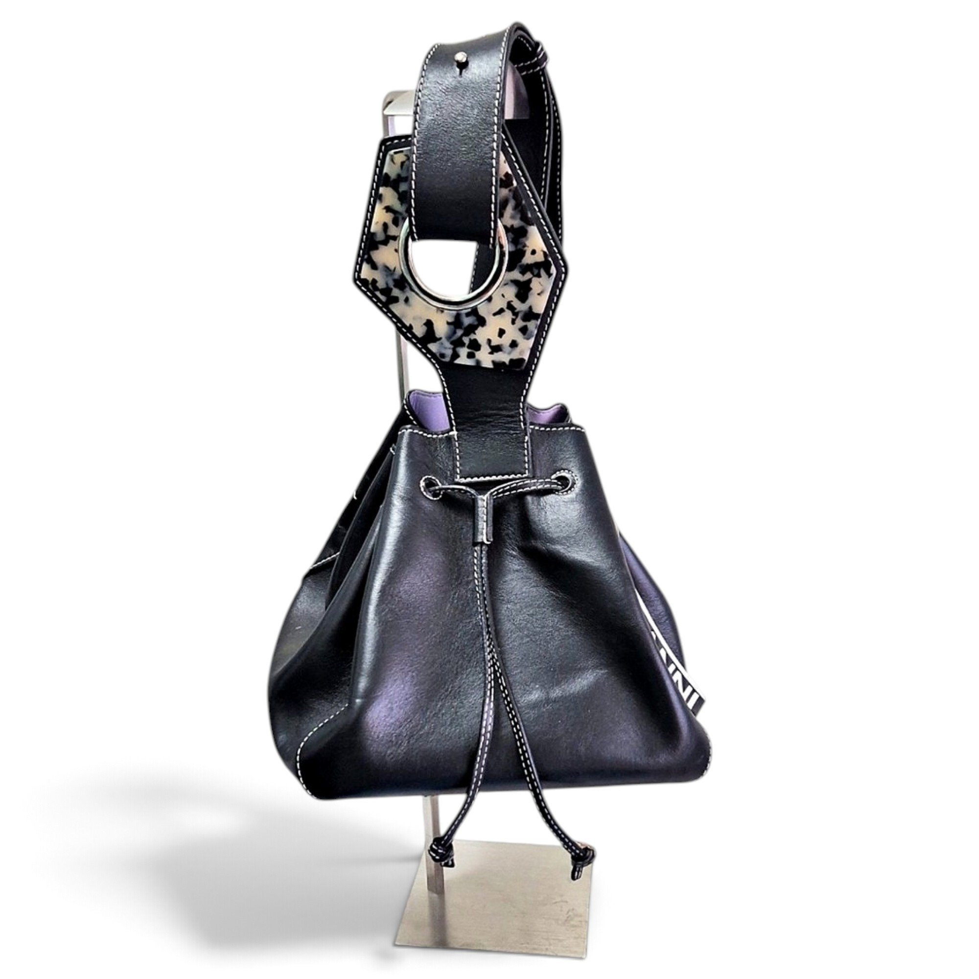 Bou Bucket leather bag