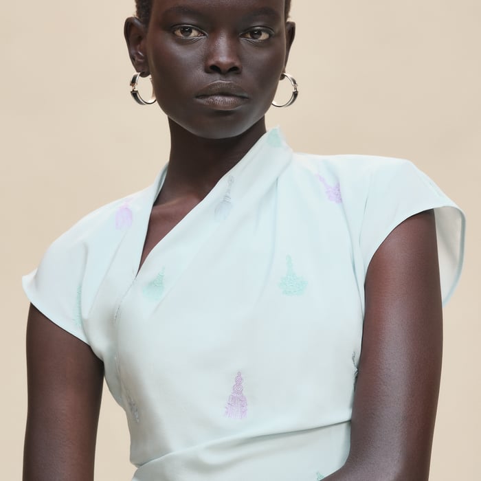 Vert Embrun Embroidered Slanted Dress