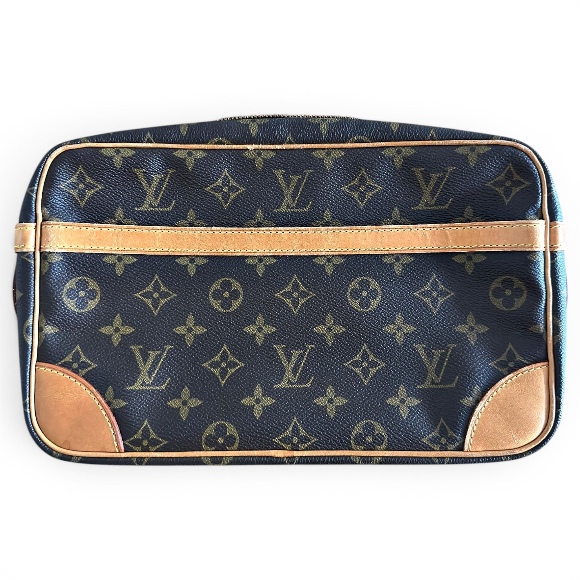 Compiegne 28 cloth vanity case