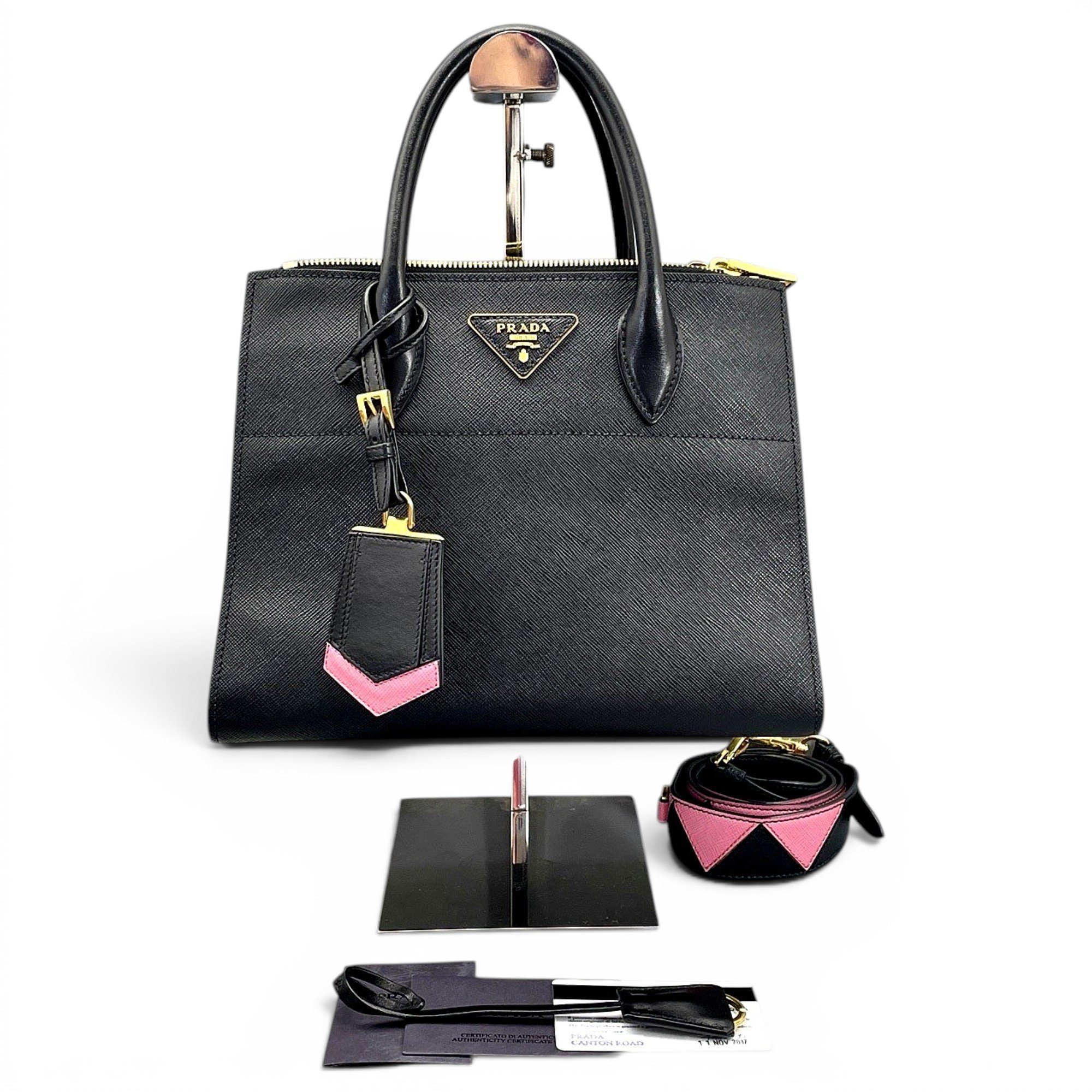Leather handbag