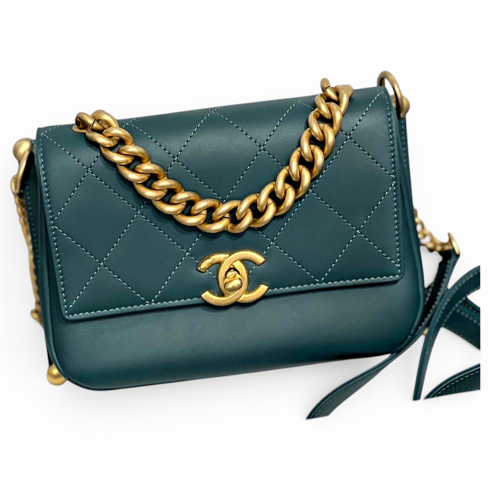 Business Affinity leather crossbody bag