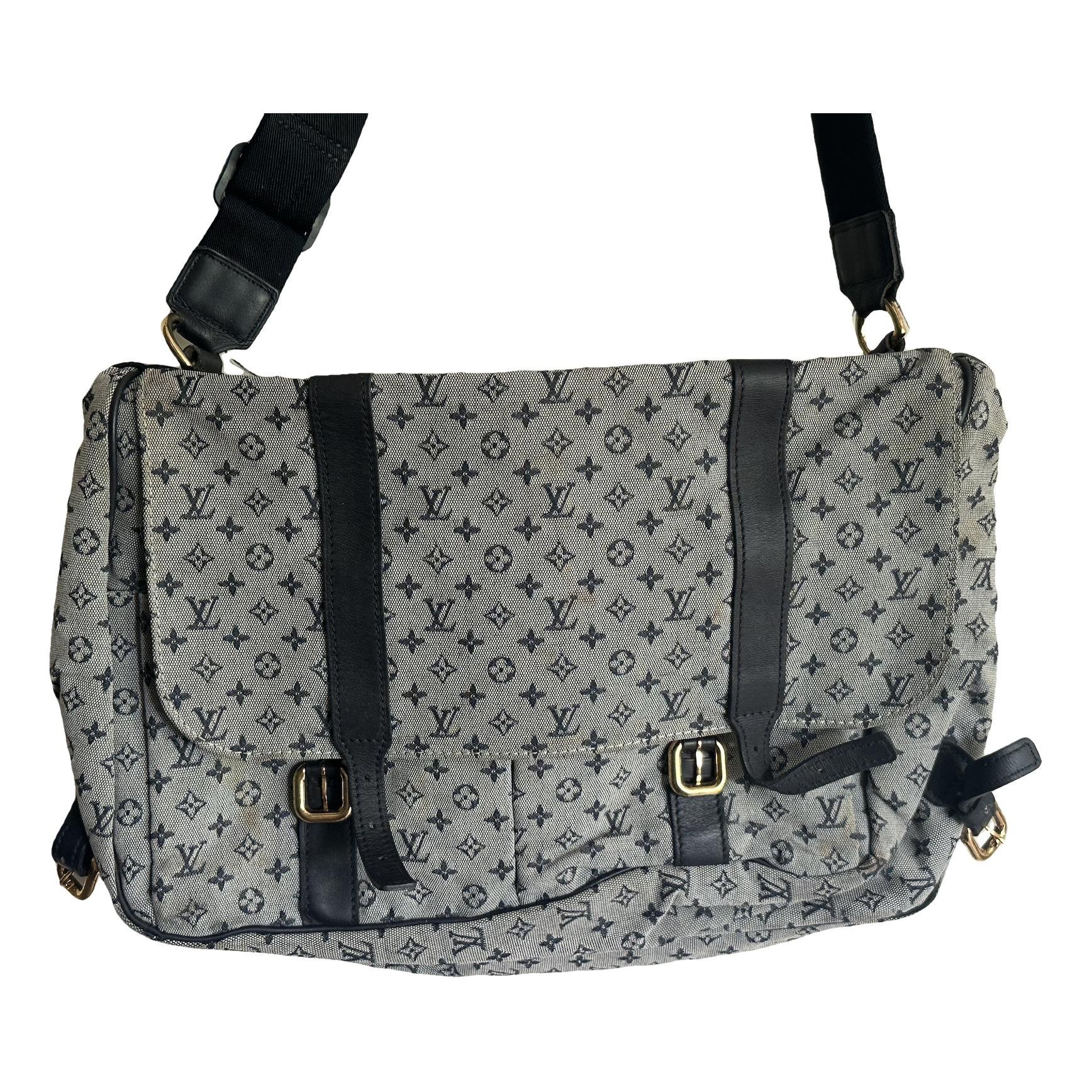 Travel bag
