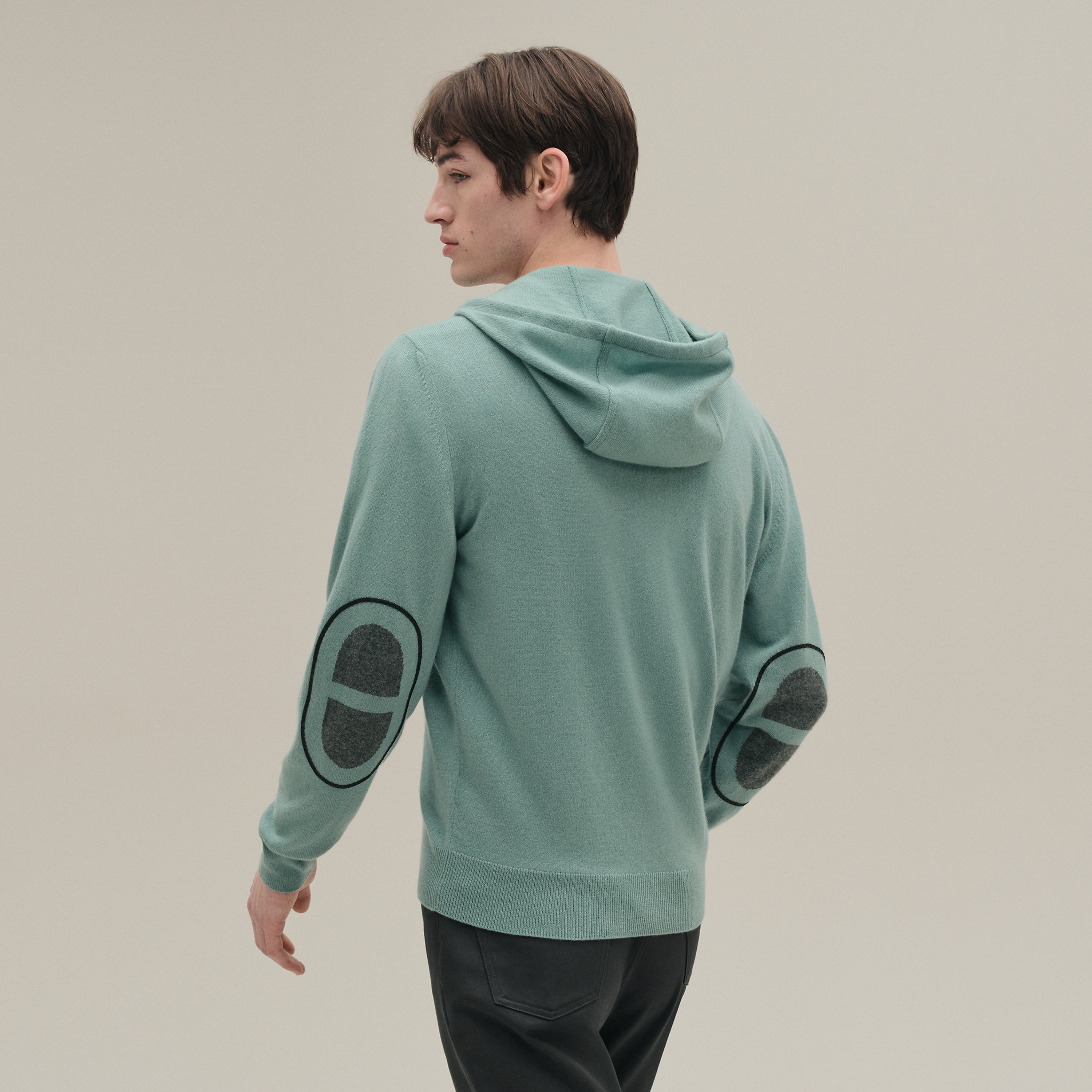 Cashmere "Maillon Chaine d'Ancre" hooded jacket