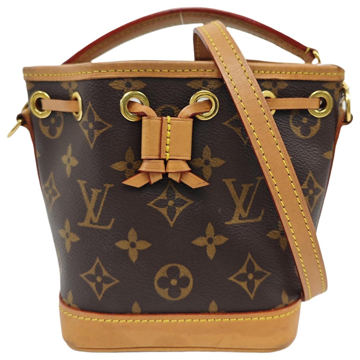Nano Noé leather handbag