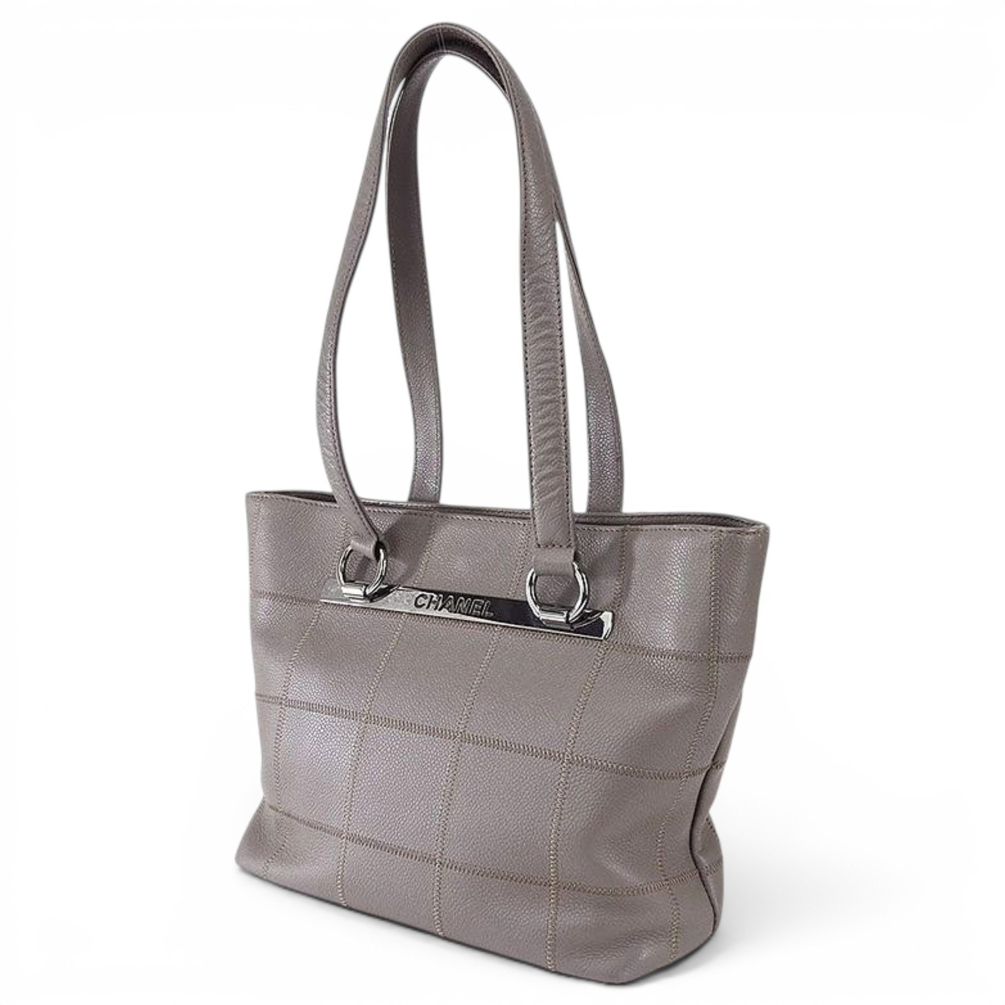Leather tote
