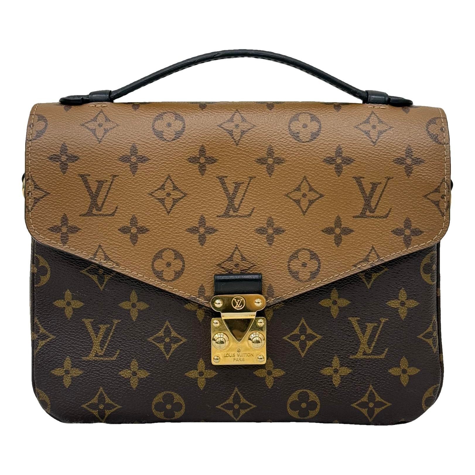 Metis leather handbag