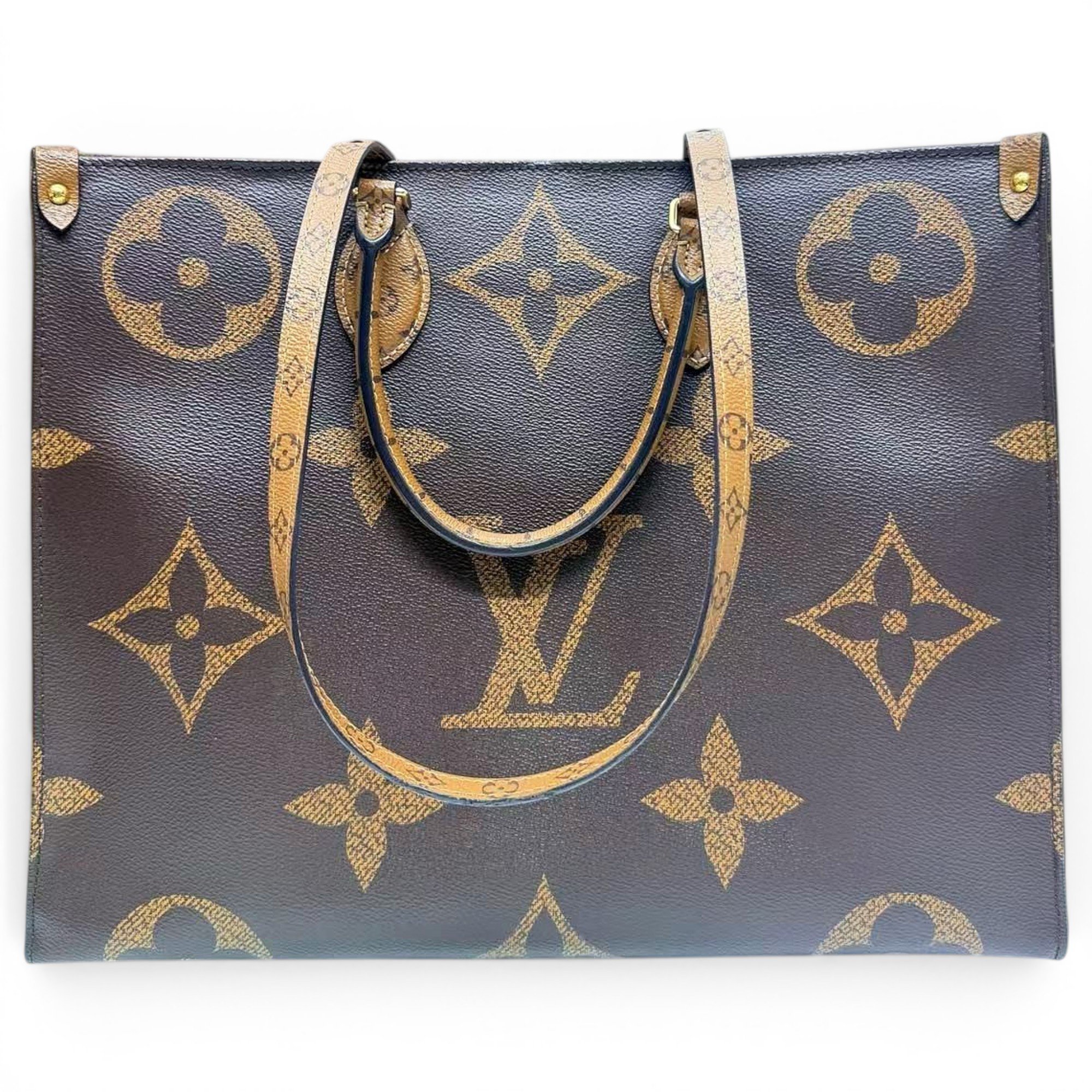 Onthego leather handbag