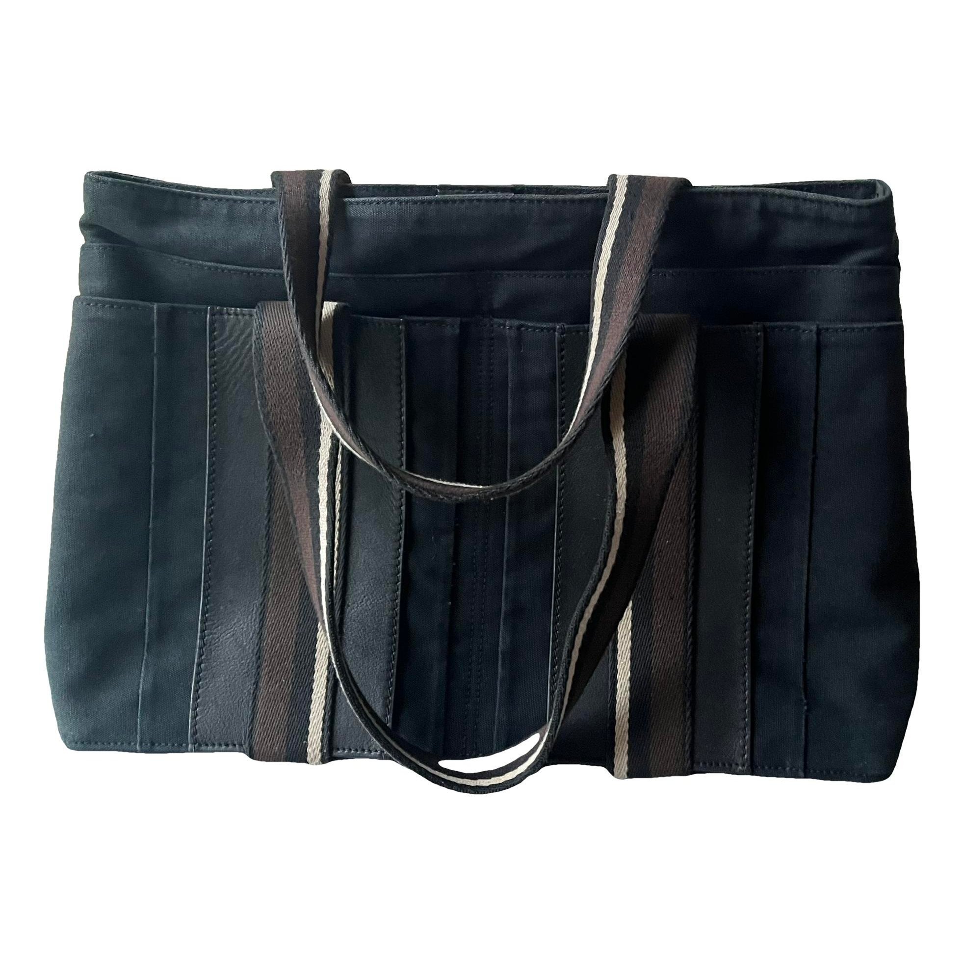 Troca handbag