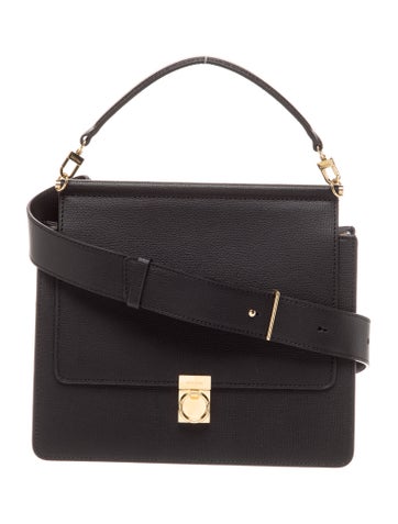 Leather Numéro Sept