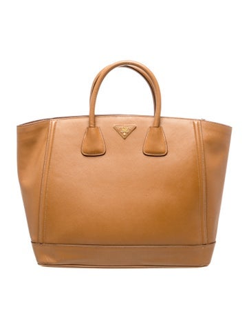 Signature Tote