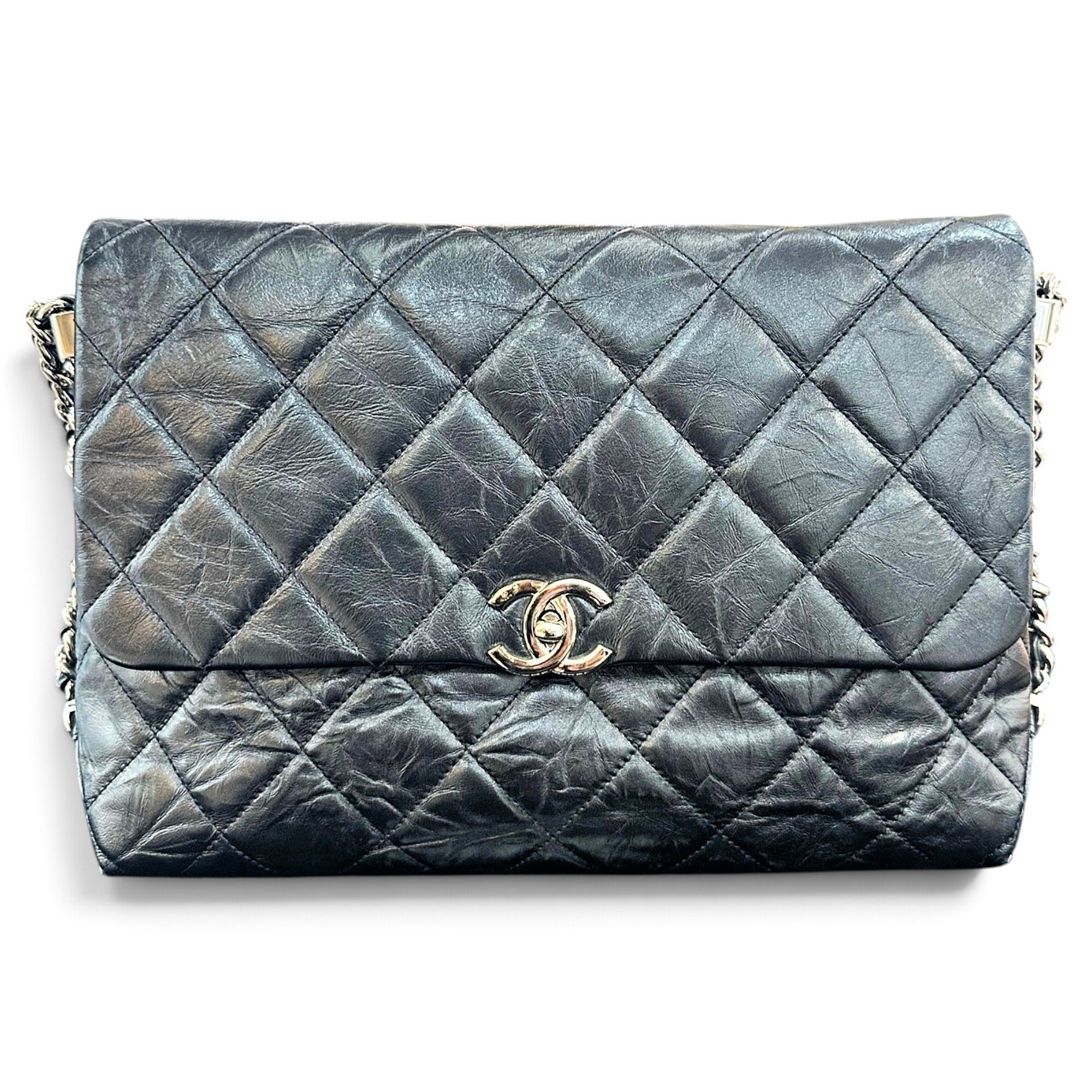 Chanel Timeless/Classique leather crossbody bag
