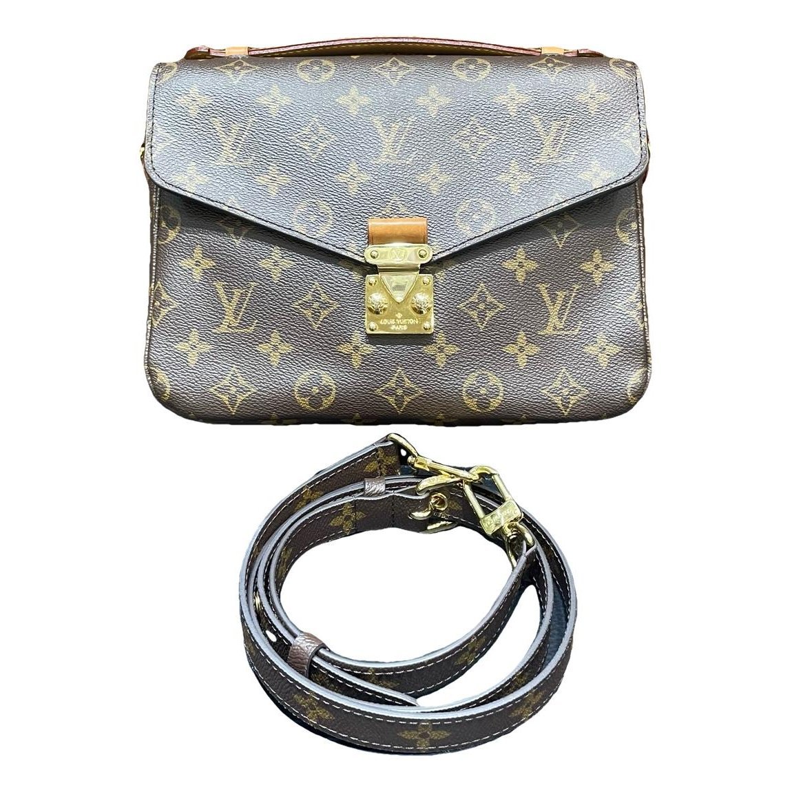 Metis leather handbag