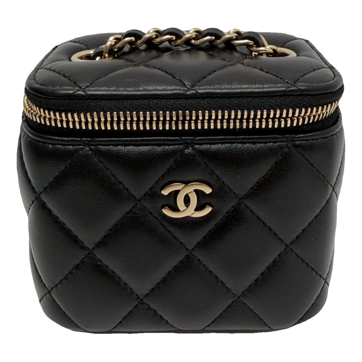 Trendy CC Vanity leather handbag