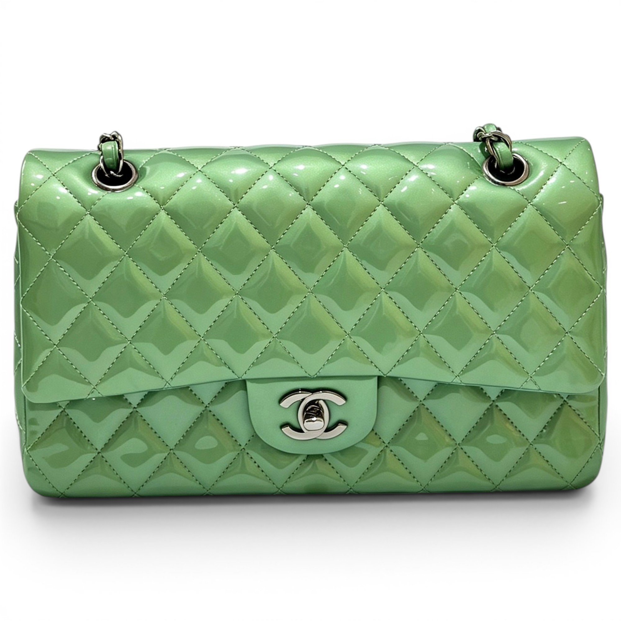 Timeless/Classique patent leather handbag