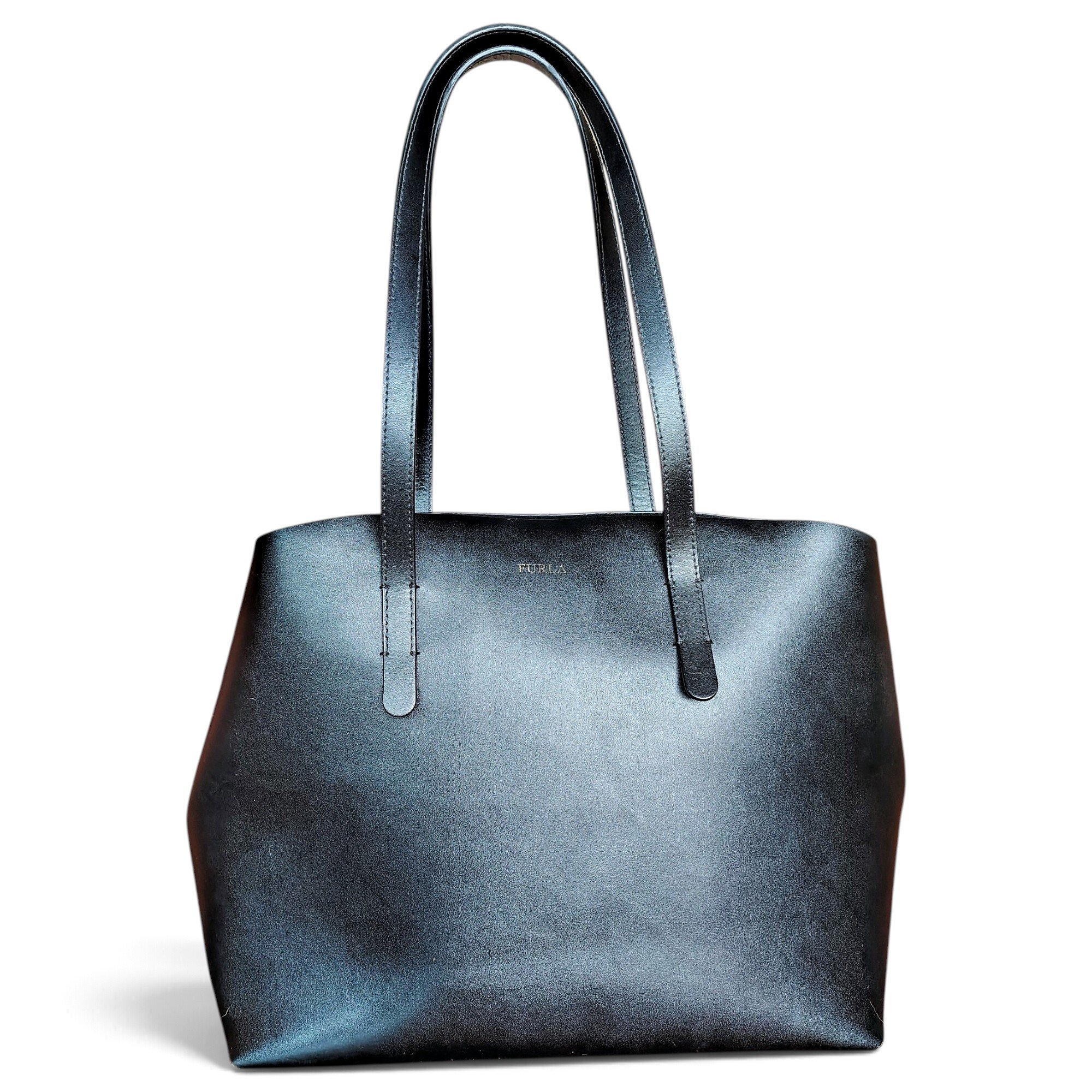 Leather tote