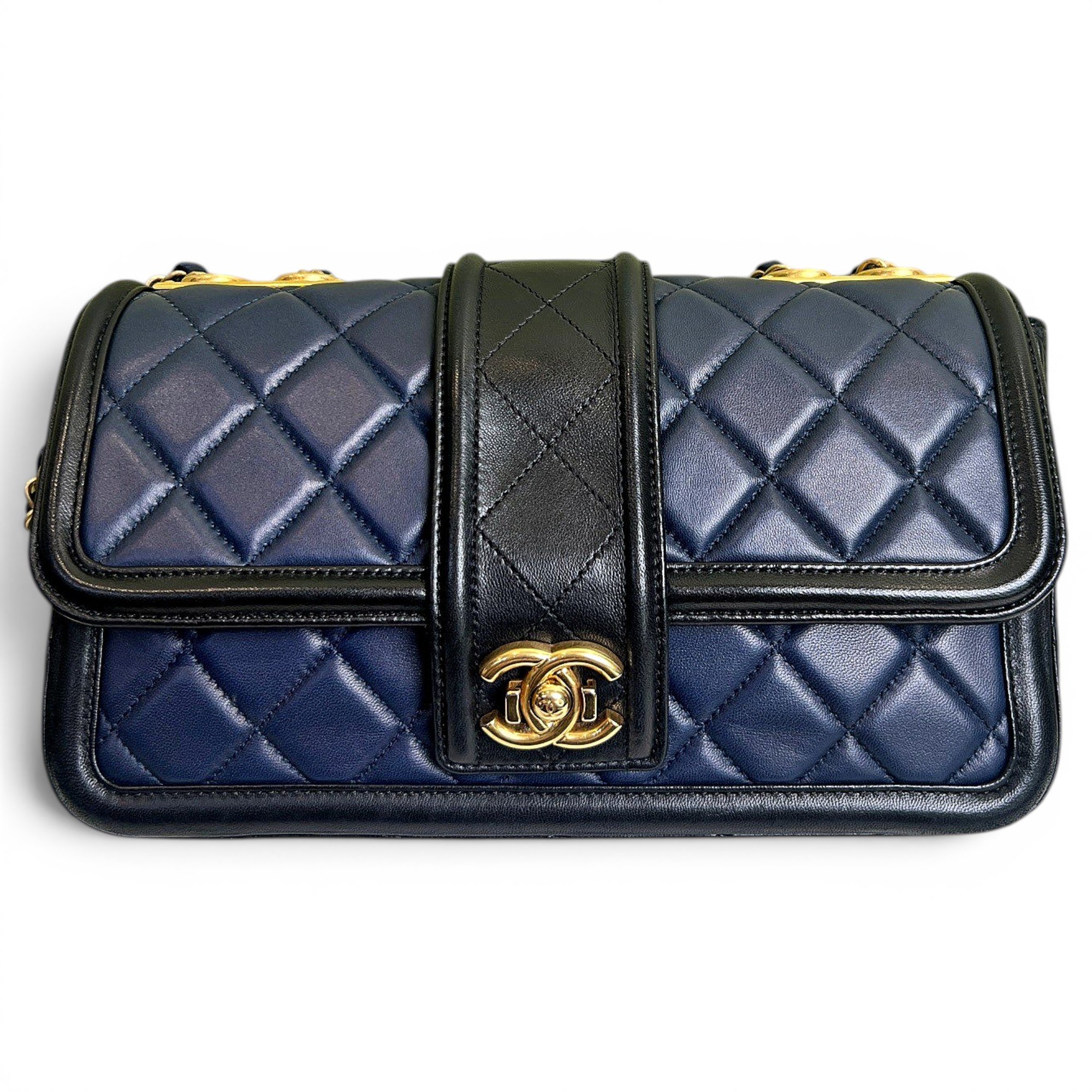 Timeless/Classique leather crossbody bag