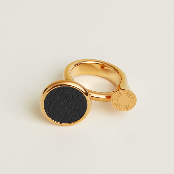 Noir Cor Ring