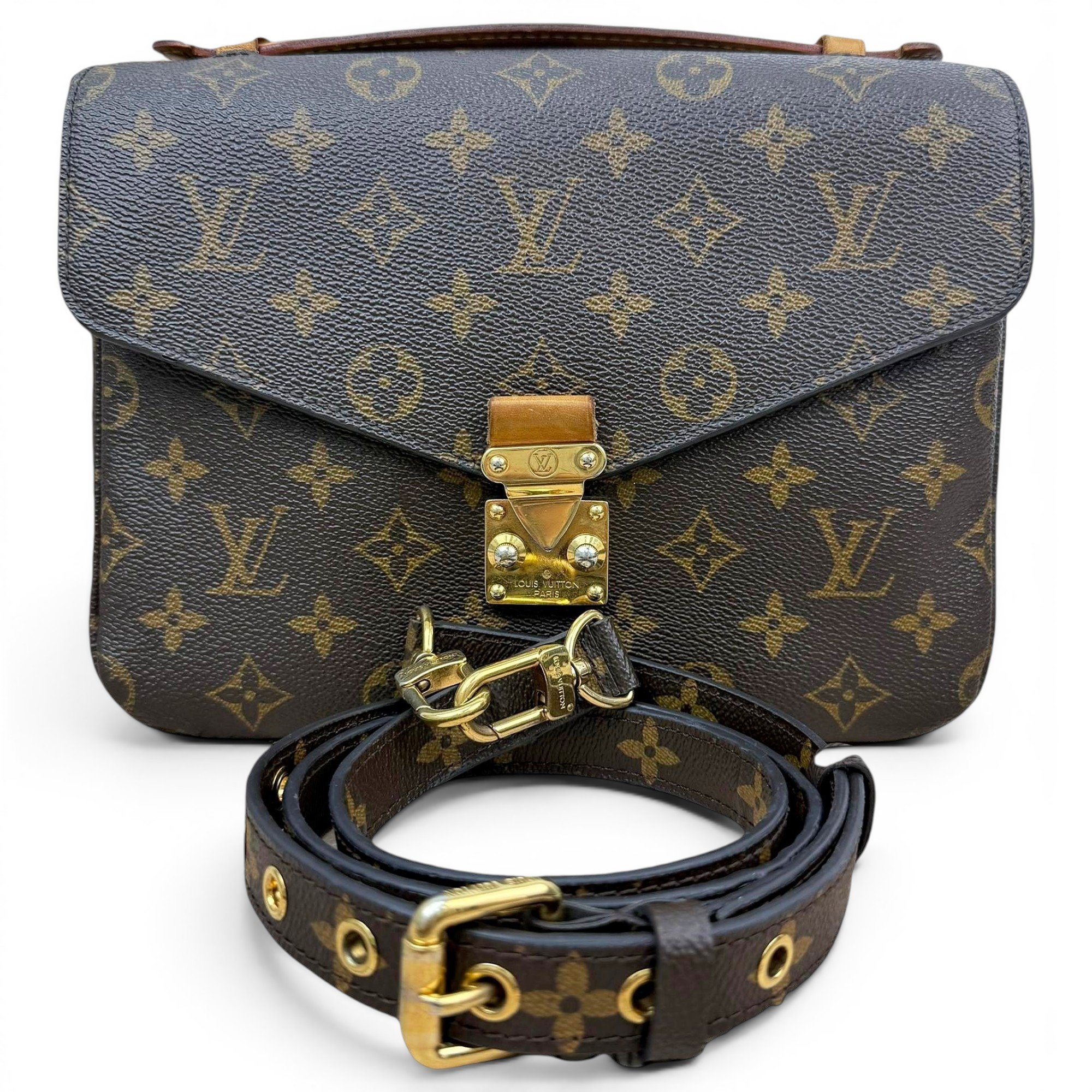 Metis leather handbag