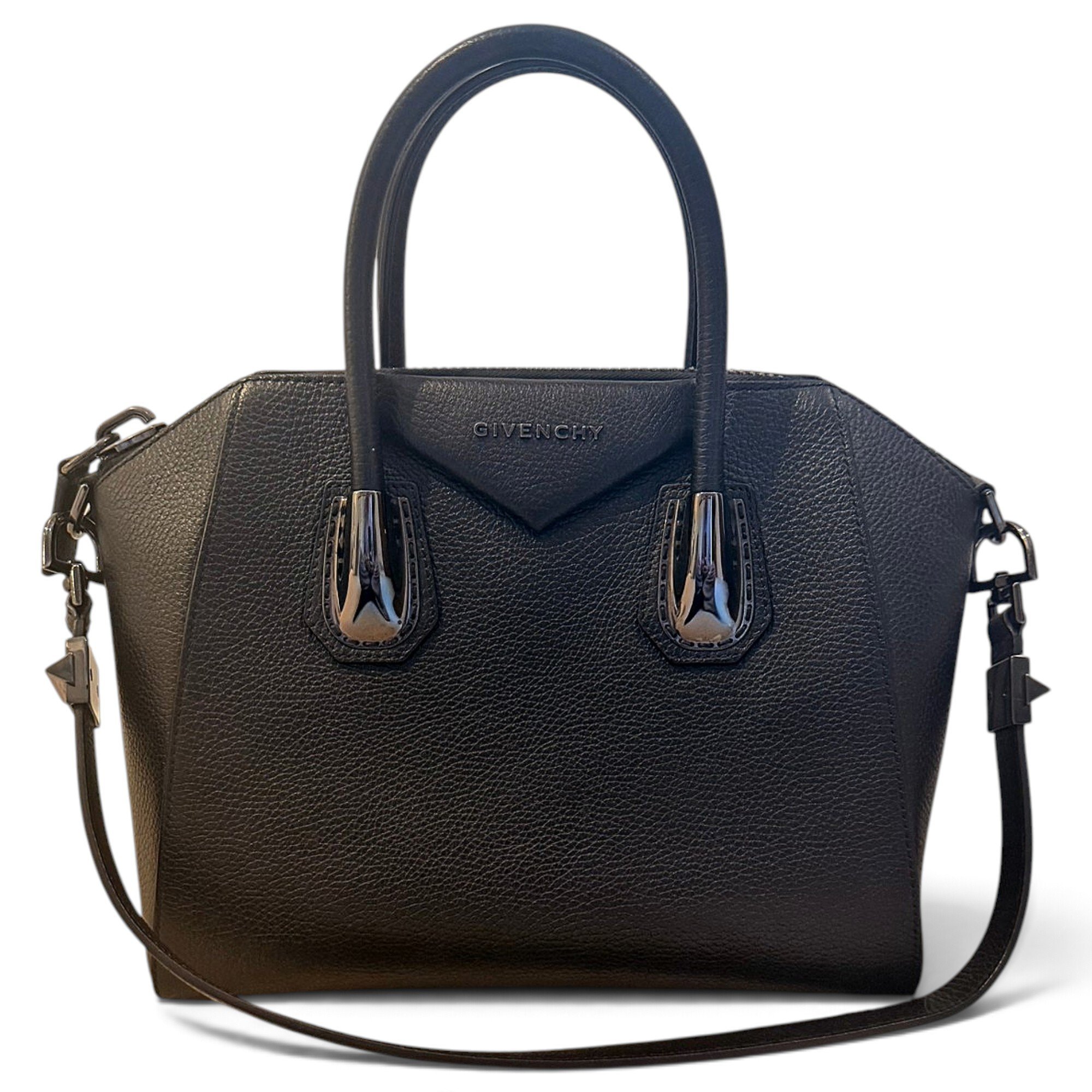 Antigona leather handbag