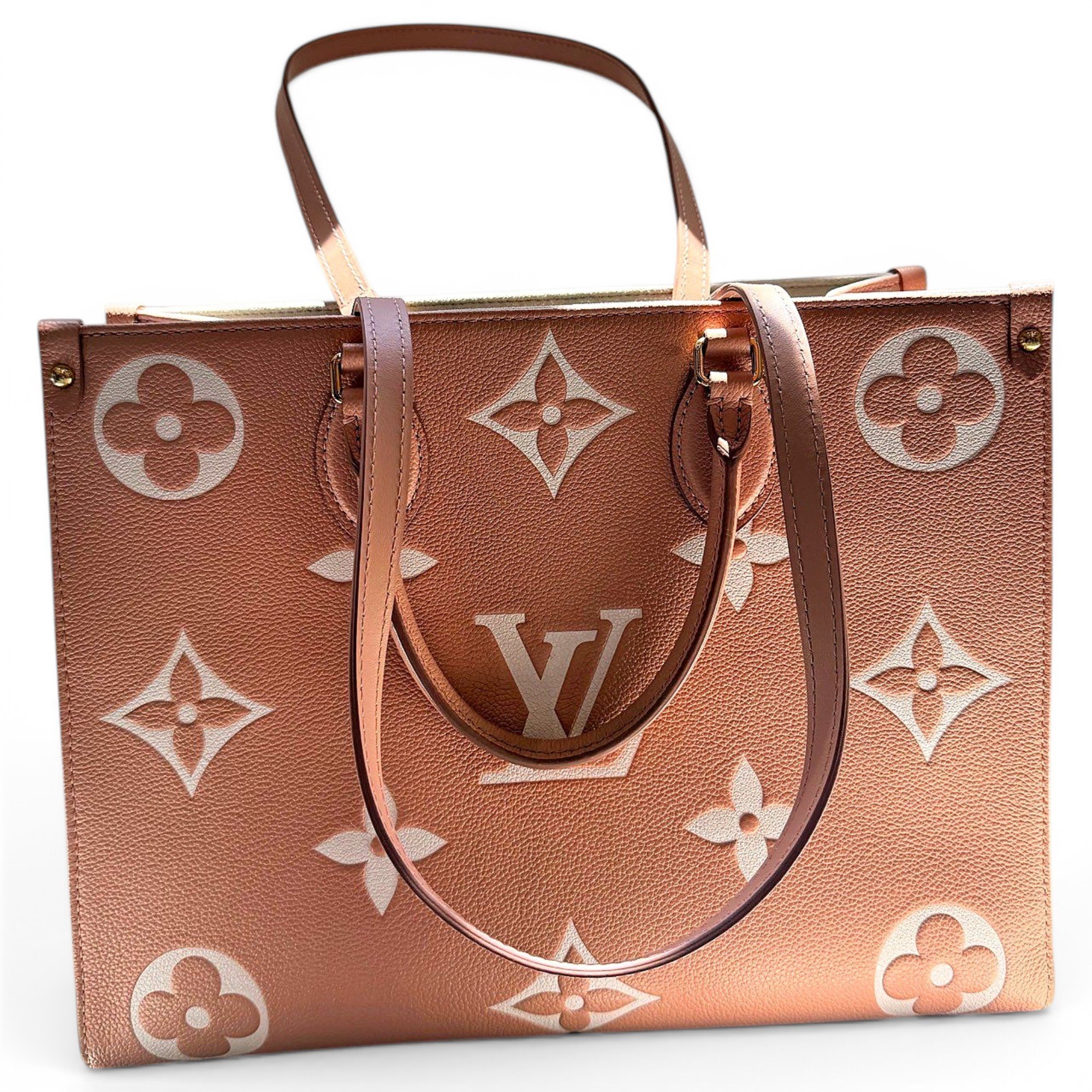 Onthego leather handbag