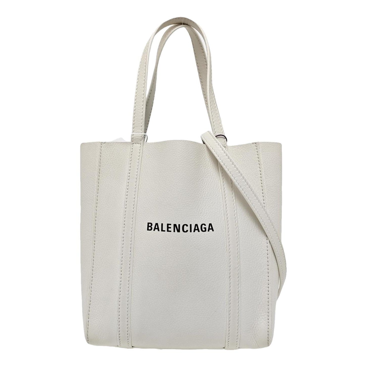Everyday leather handbag