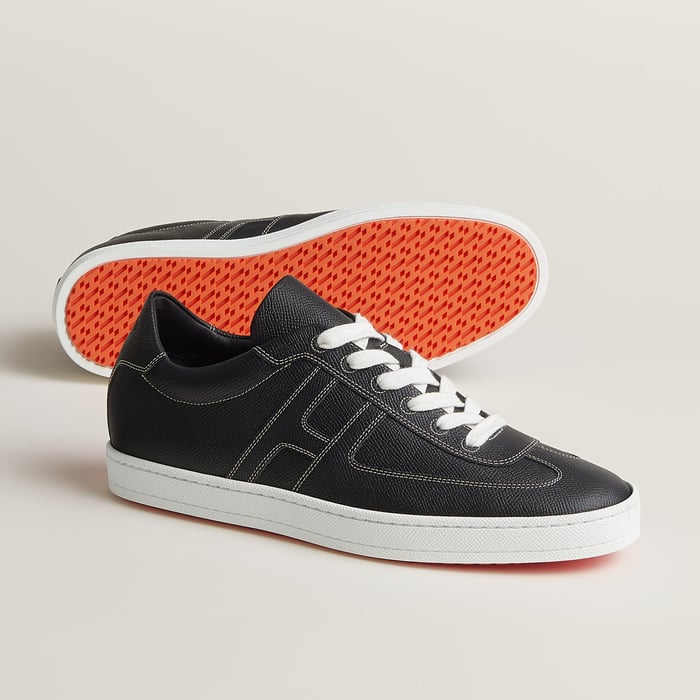 Noir Boomerang Sneaker